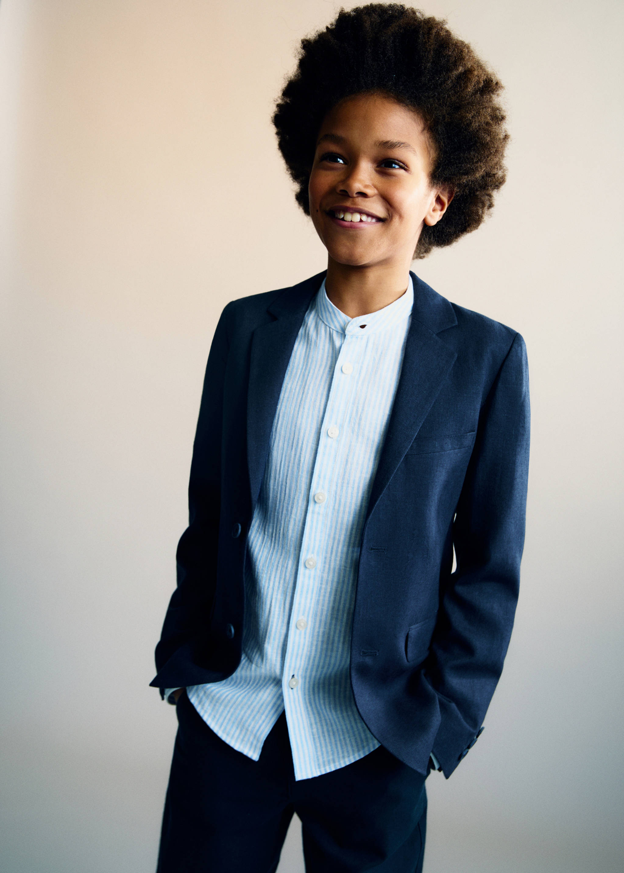 Americana traje lino - Plano medio