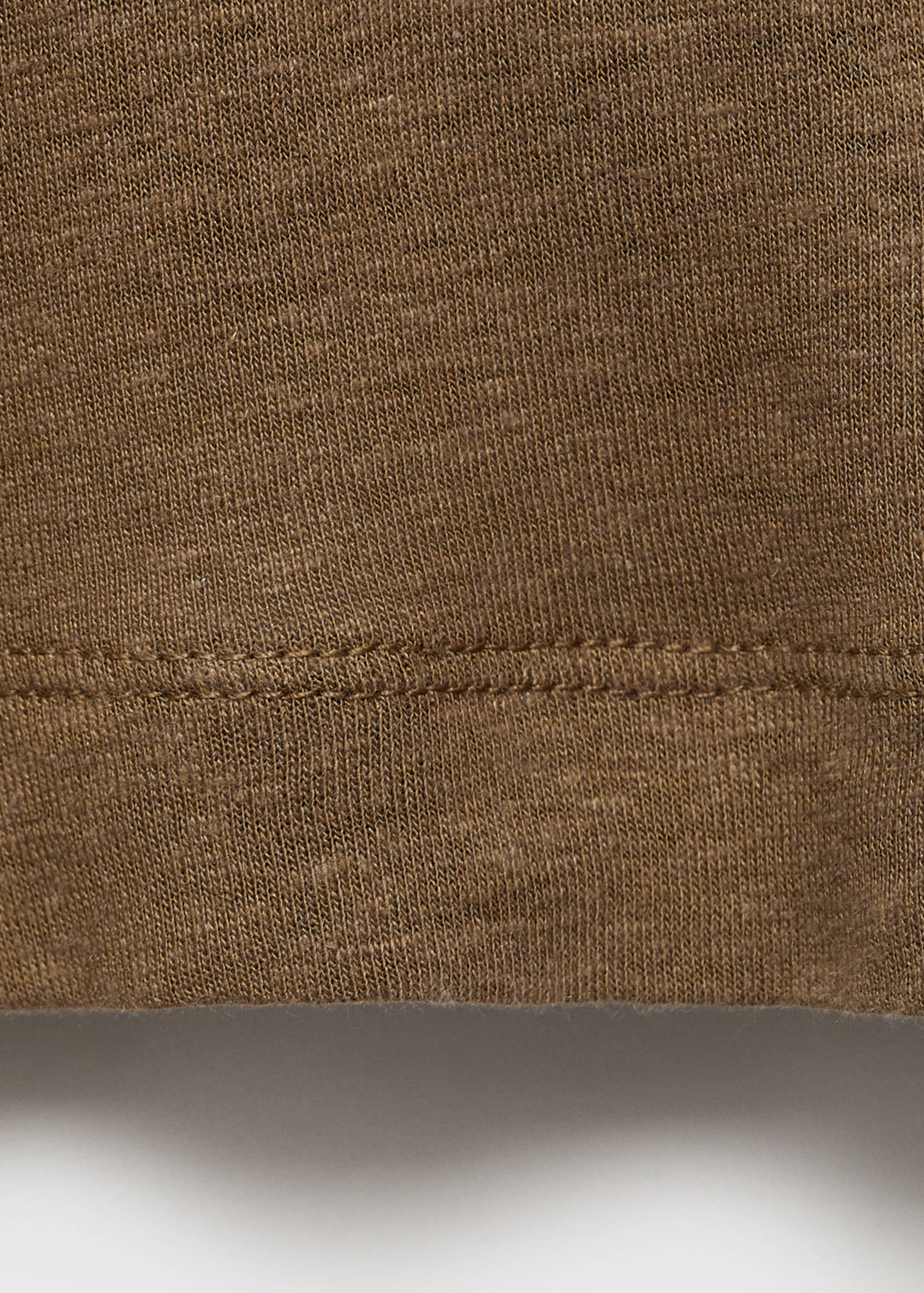 تي شيرت من الكتان بقوام نحيف - تفاصيل المنتج 0