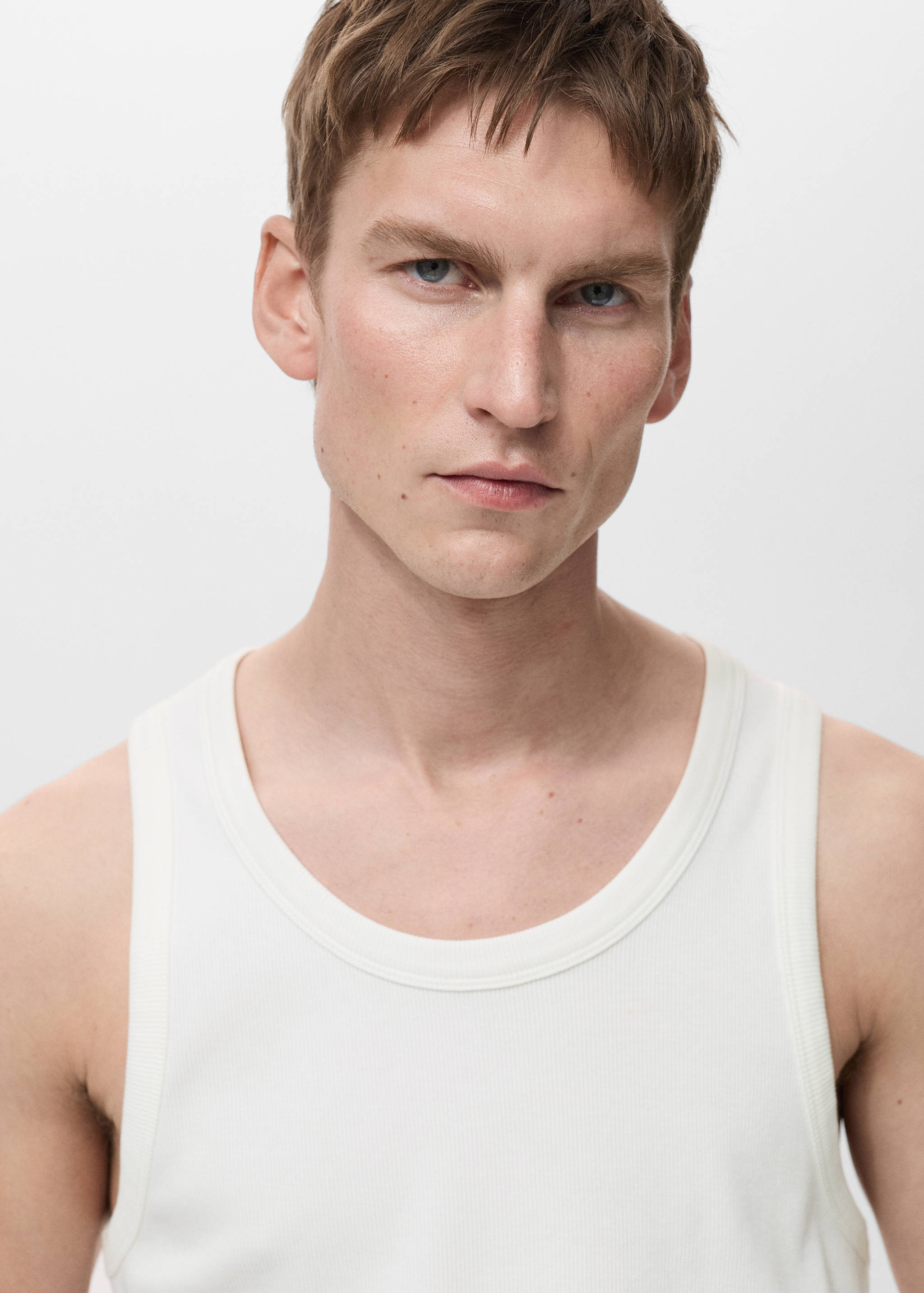 Slim-fit ribbed tank top - Details of the article 1