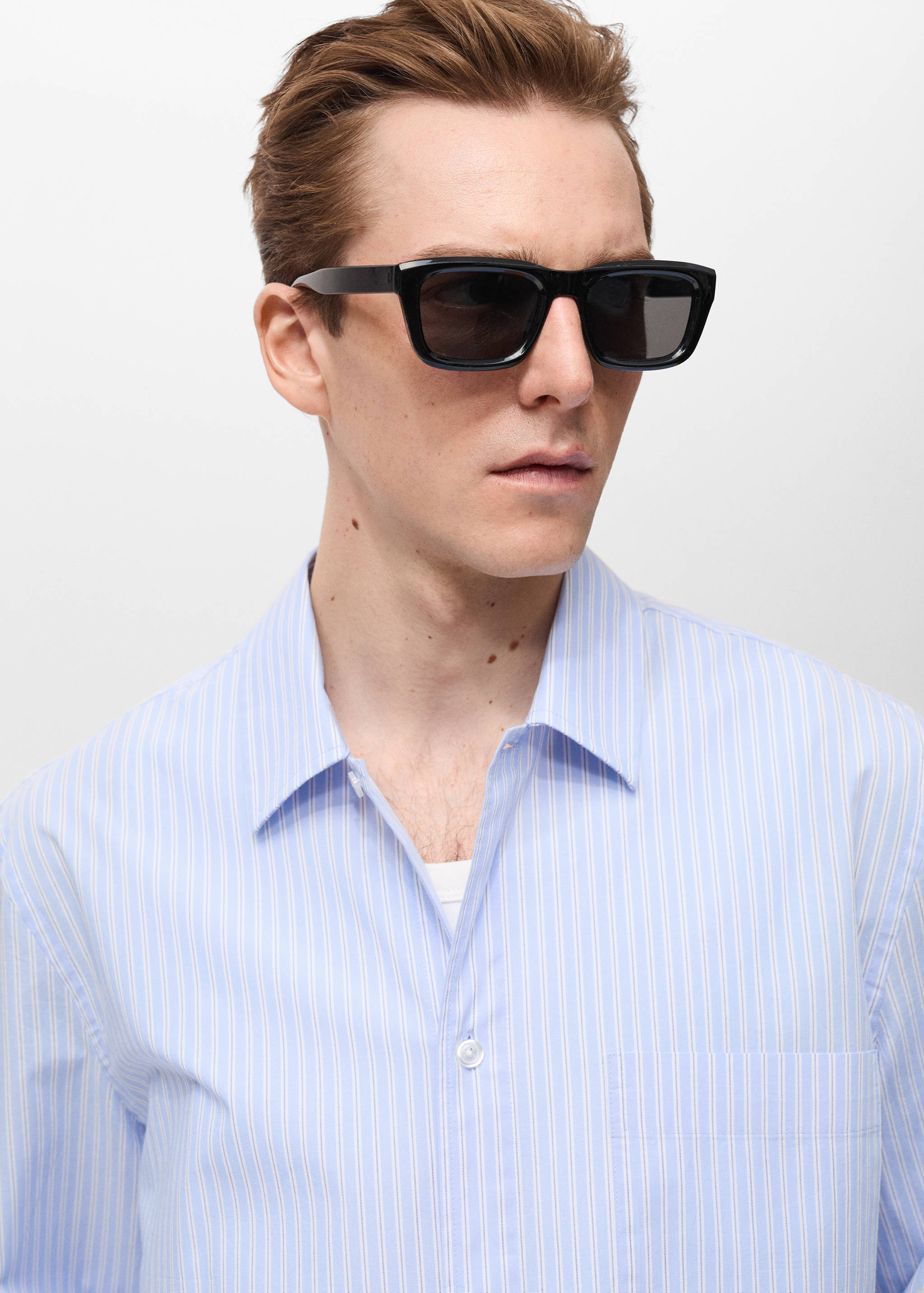100% cotton regular-fit striped shirt - Details of the article 1