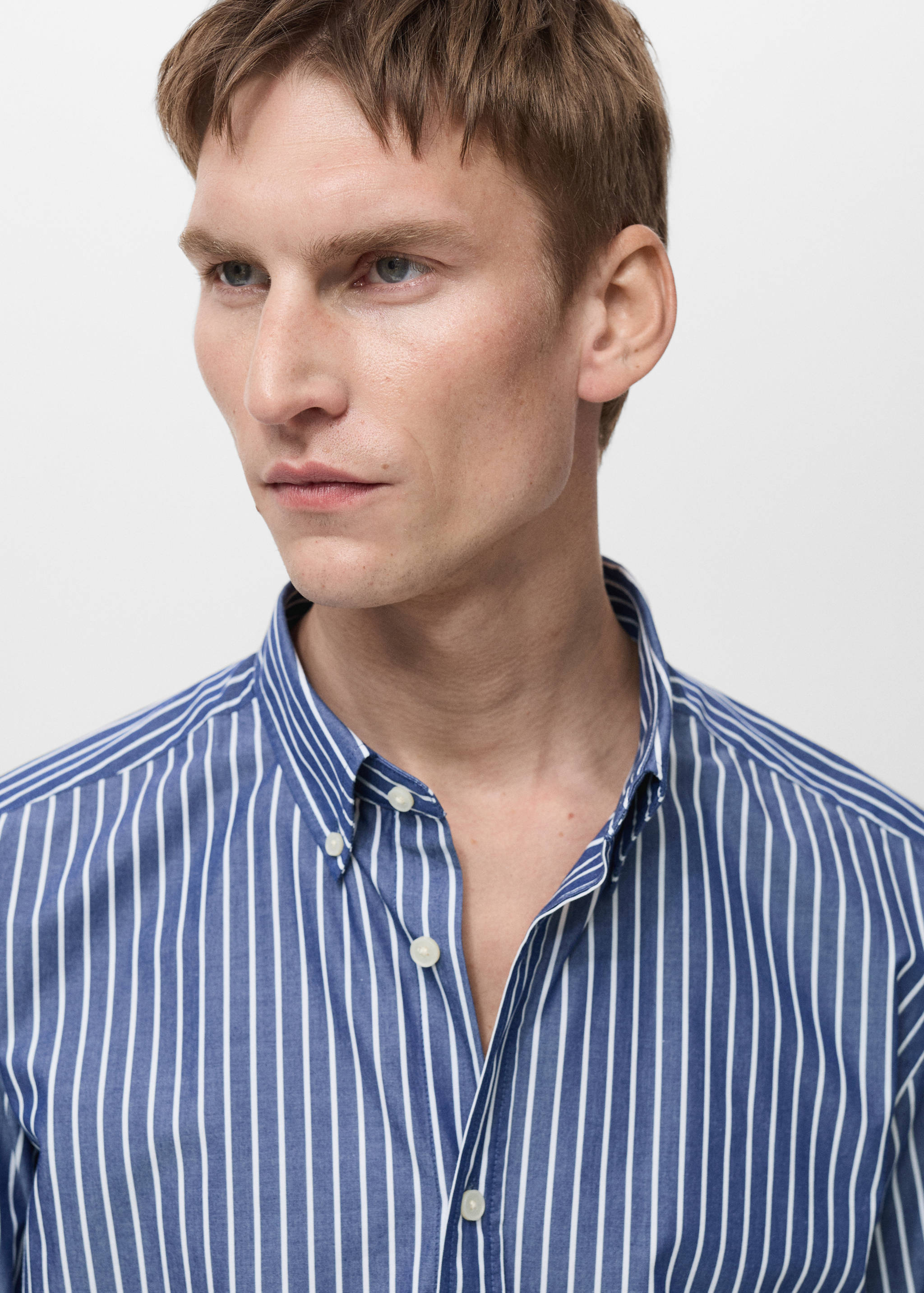 Regular-fit 100% cotton shirt - Details of the article 1