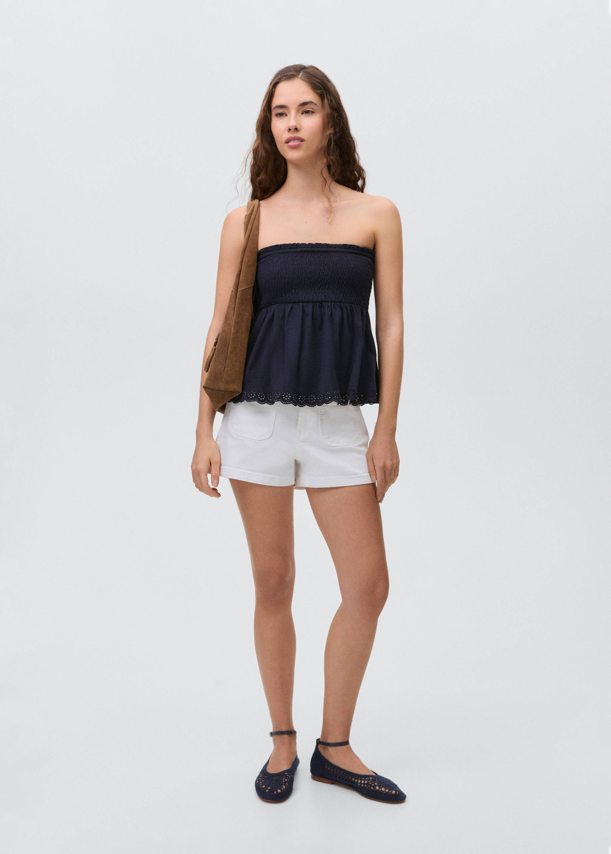 Ruffled top - General plane