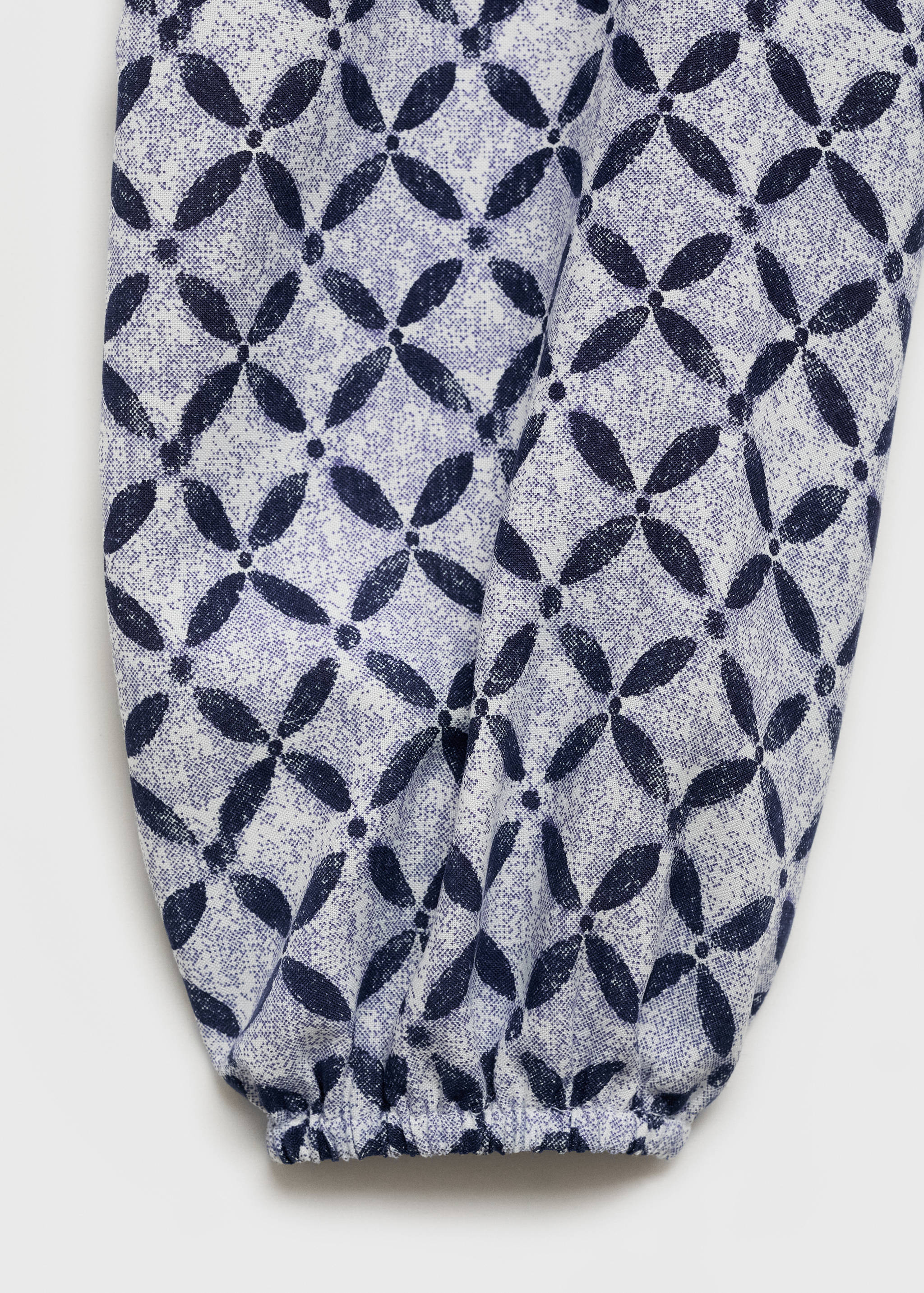 Top assimétrico estampado - Pormenor do artigo 8