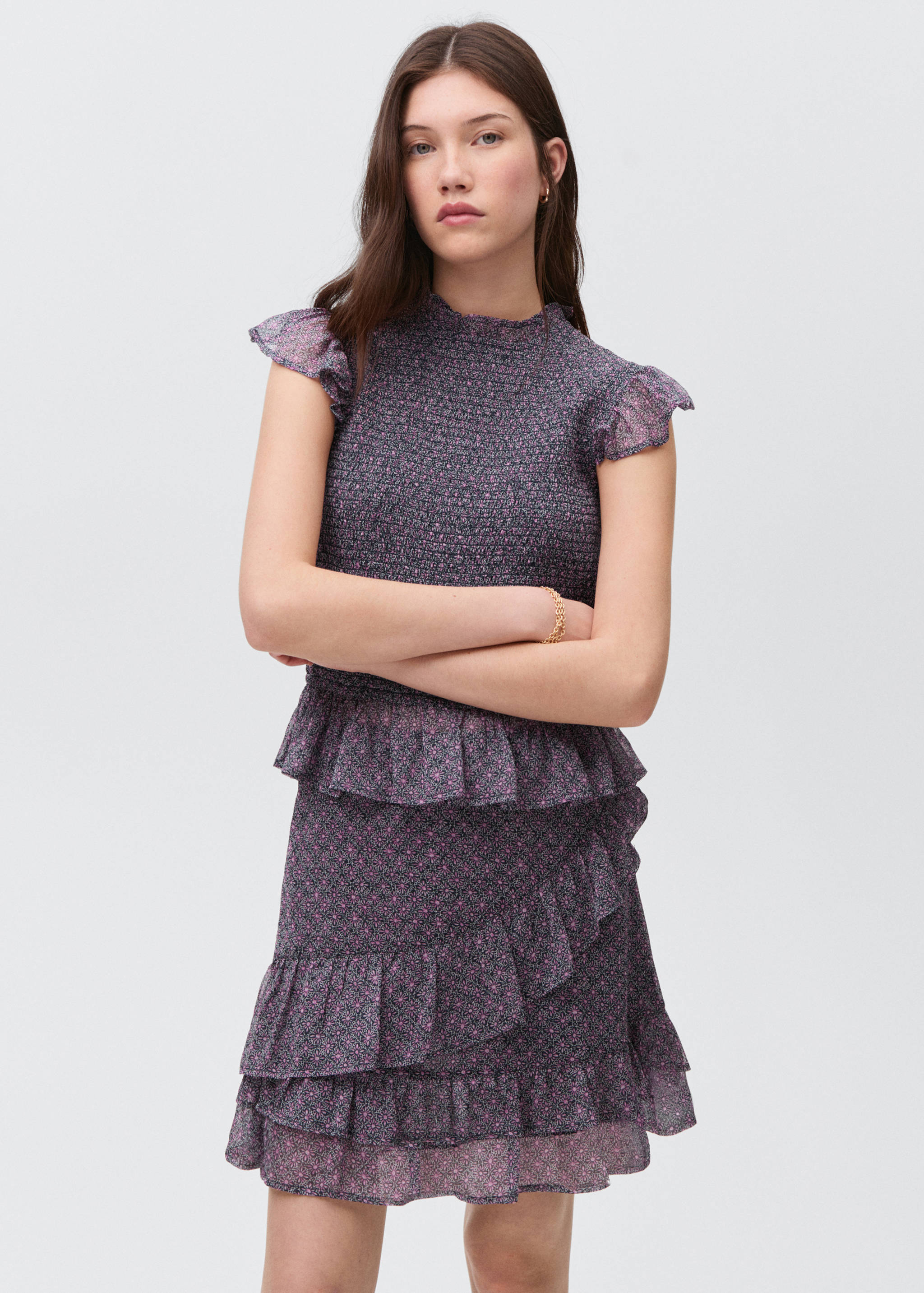 Top froncé volant - Plan moyen