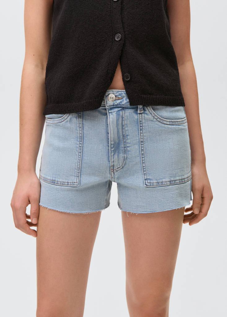 Frayed low-waist shorts — Light Blue