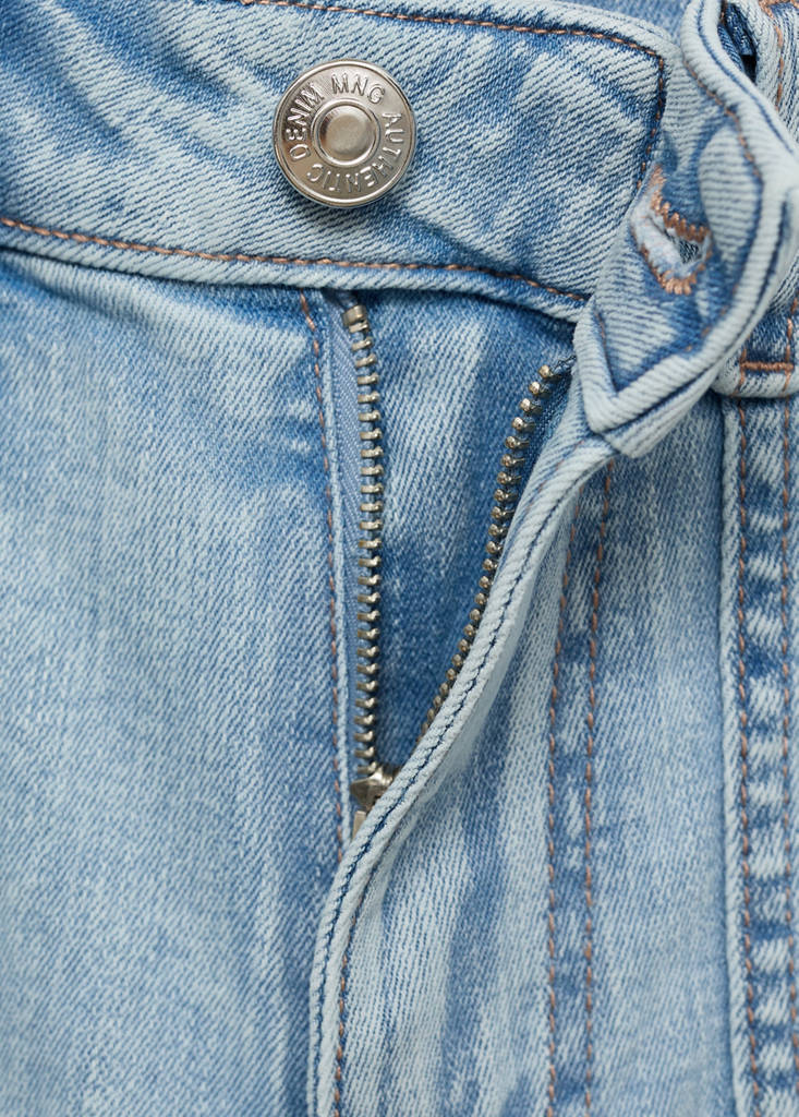 Frayed low-waist shorts — Light Blue
