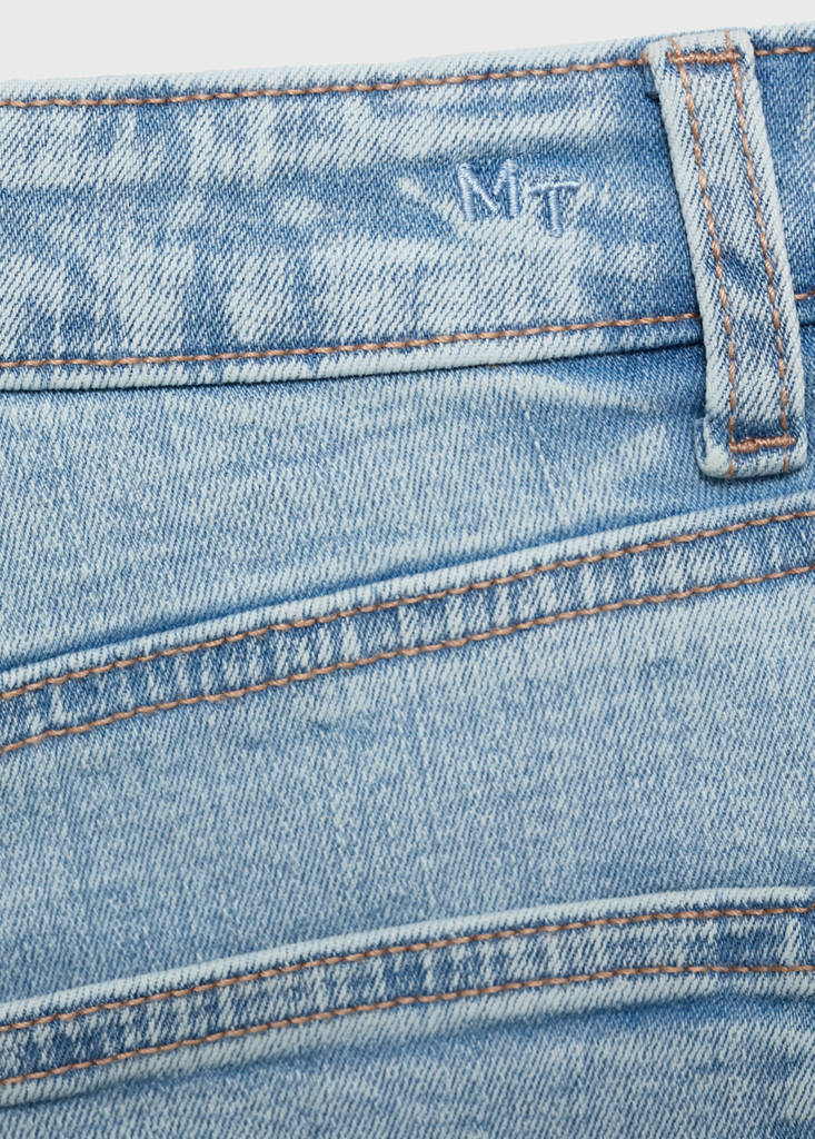 Frayed low-waist shorts — Light Blue