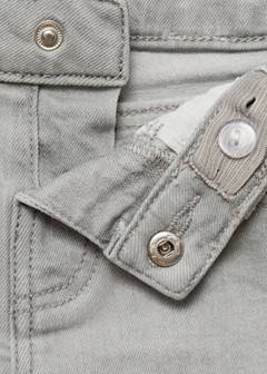 Denim shorts with frayed hem — Denim Grey 4