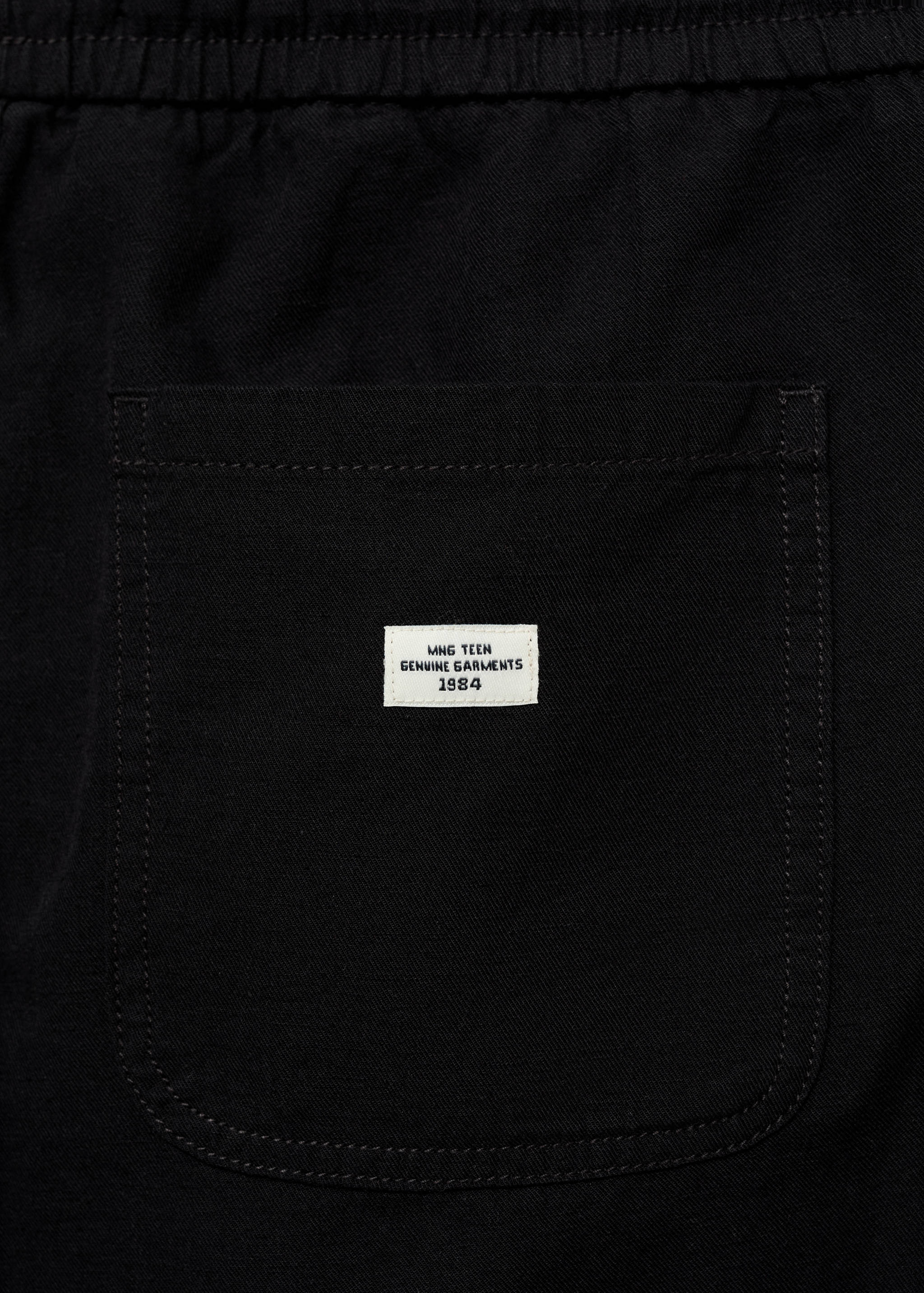 Linen jogger trousers - Details of the article 0