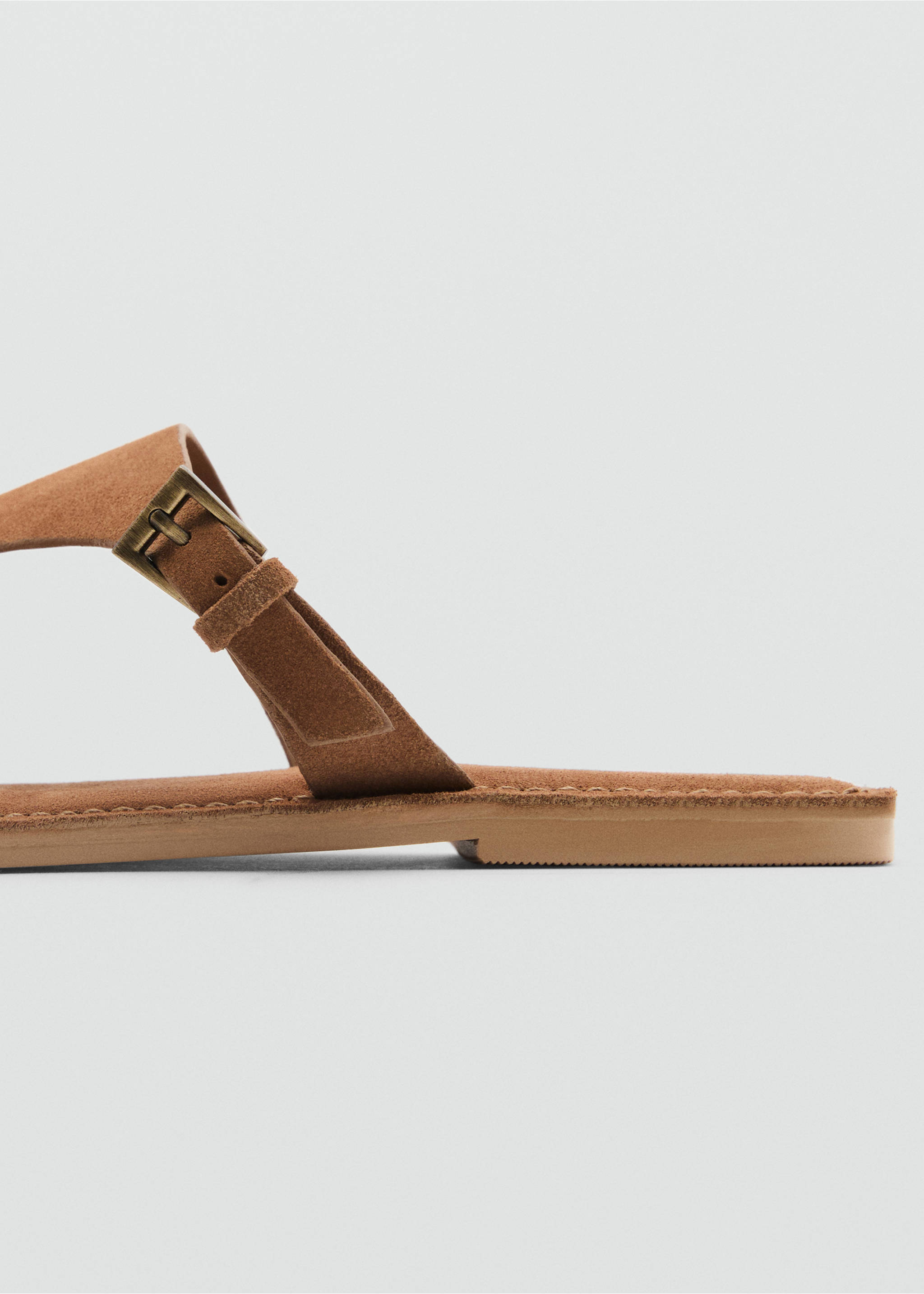 Buckle leather sandals - Details of the article 1, Sand. Ref: 87016364-00.