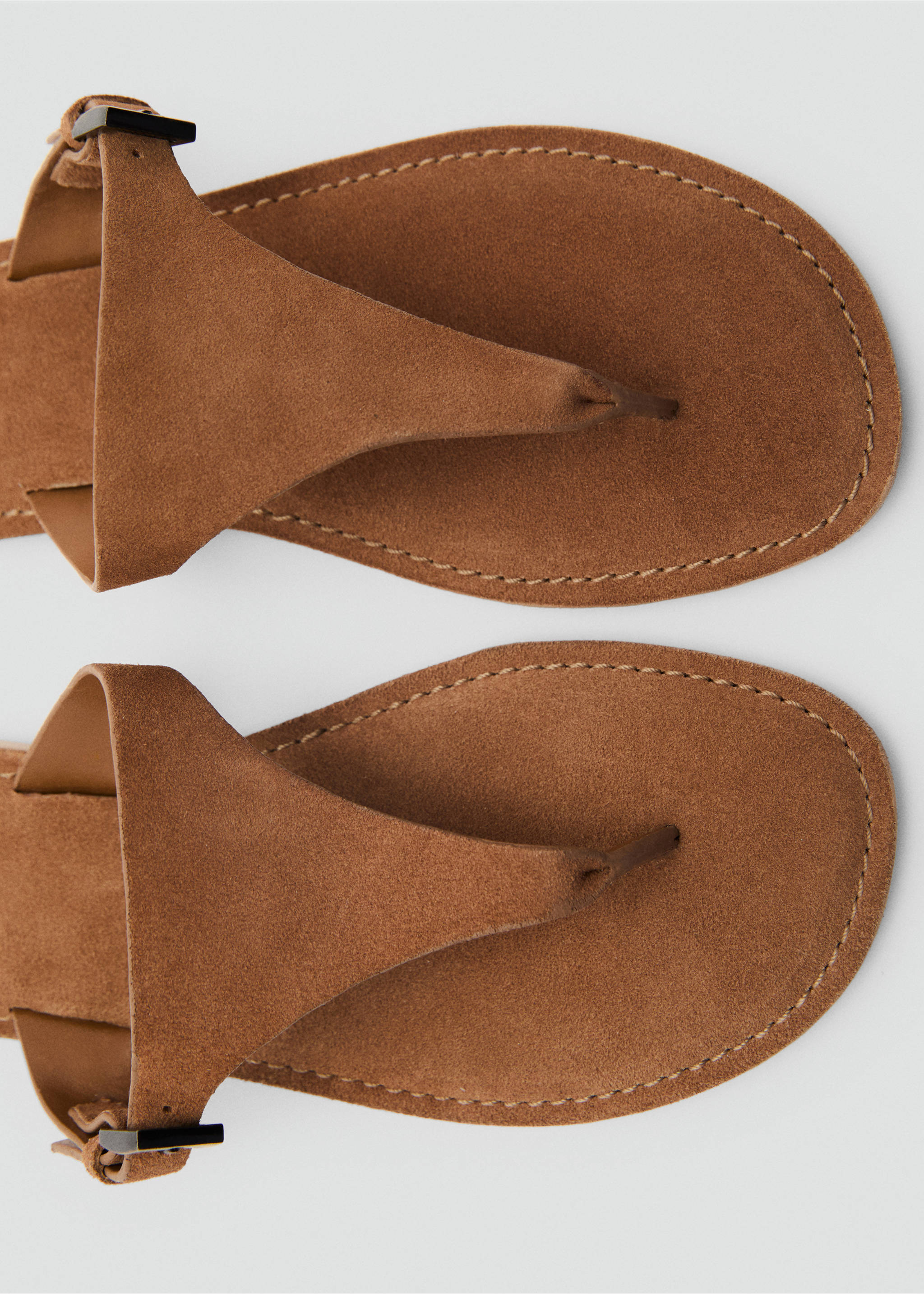 Buckle leather sandals - Details of the article 2, Sand. Ref: 87016364-00.