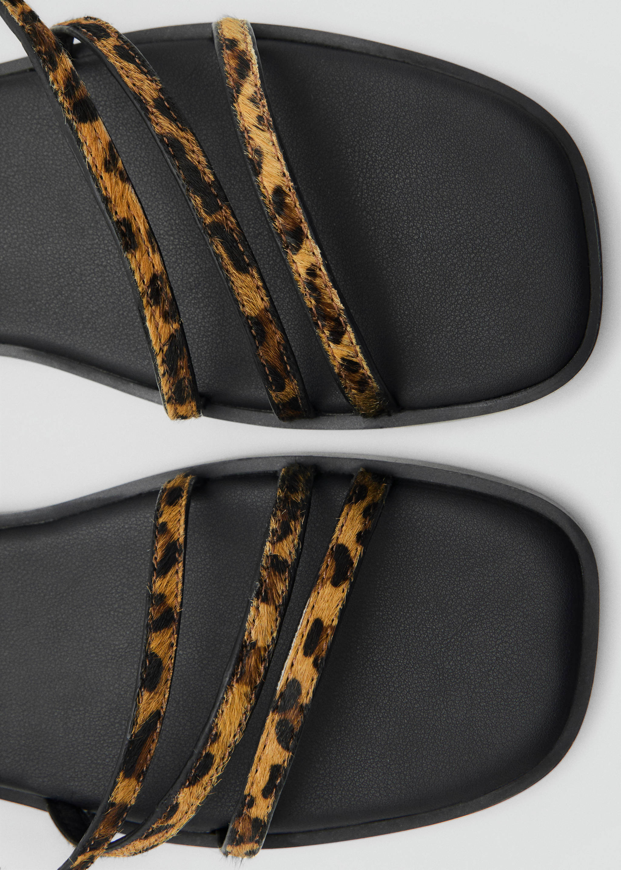 Animal-print sandals with straps - Details of the article 1