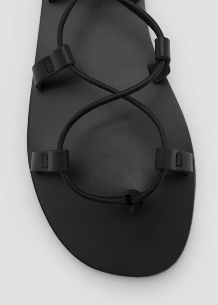 Leather straps sandals — Black