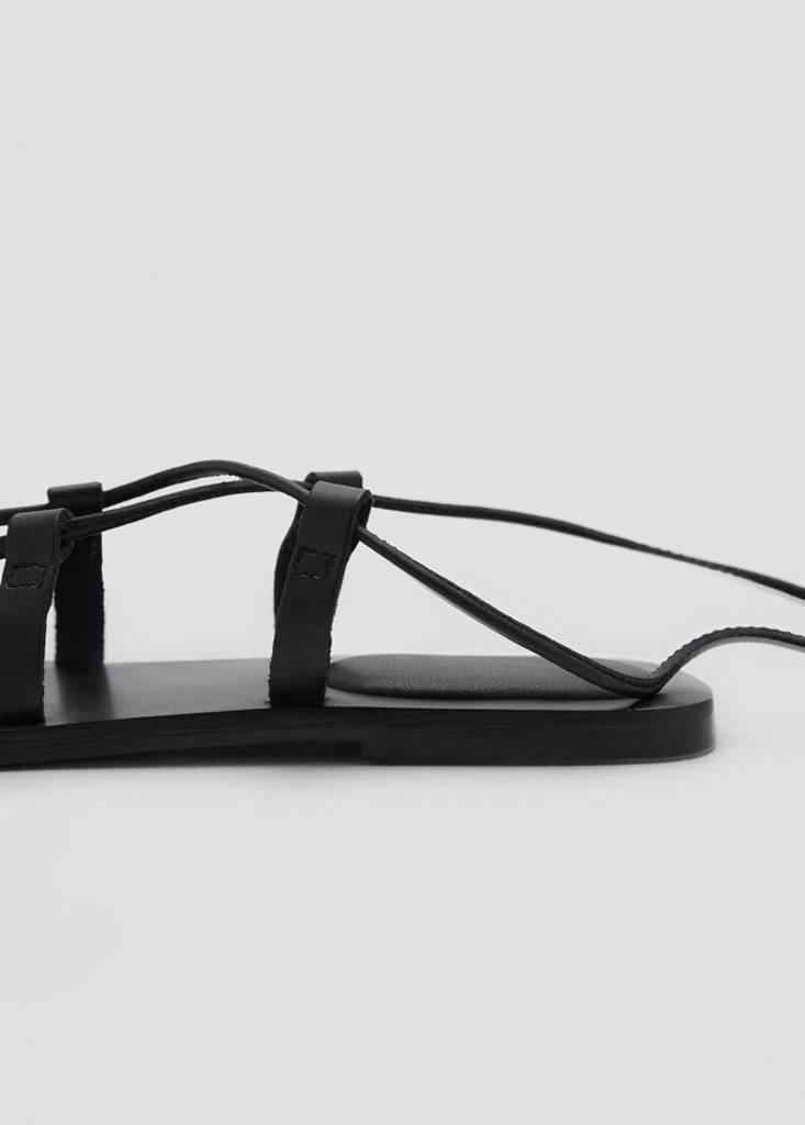 Leather straps sandals — Black