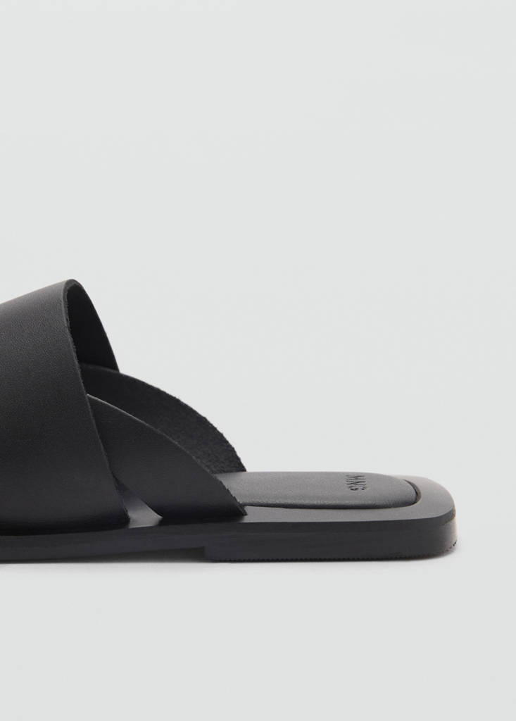 Leather straps sandals — Black