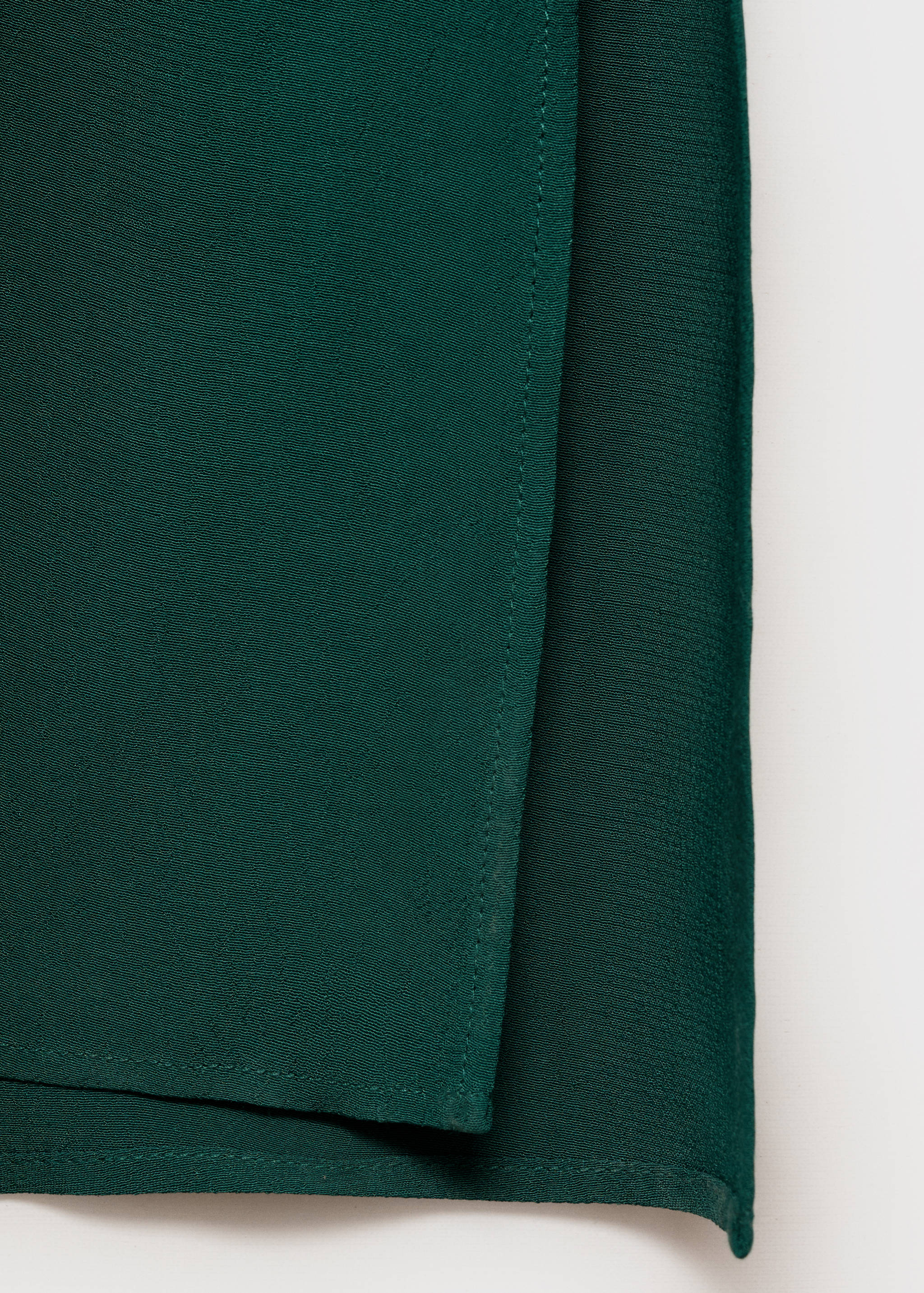 Асимметричное платье из шифона с воланом - Деталь изделия 0