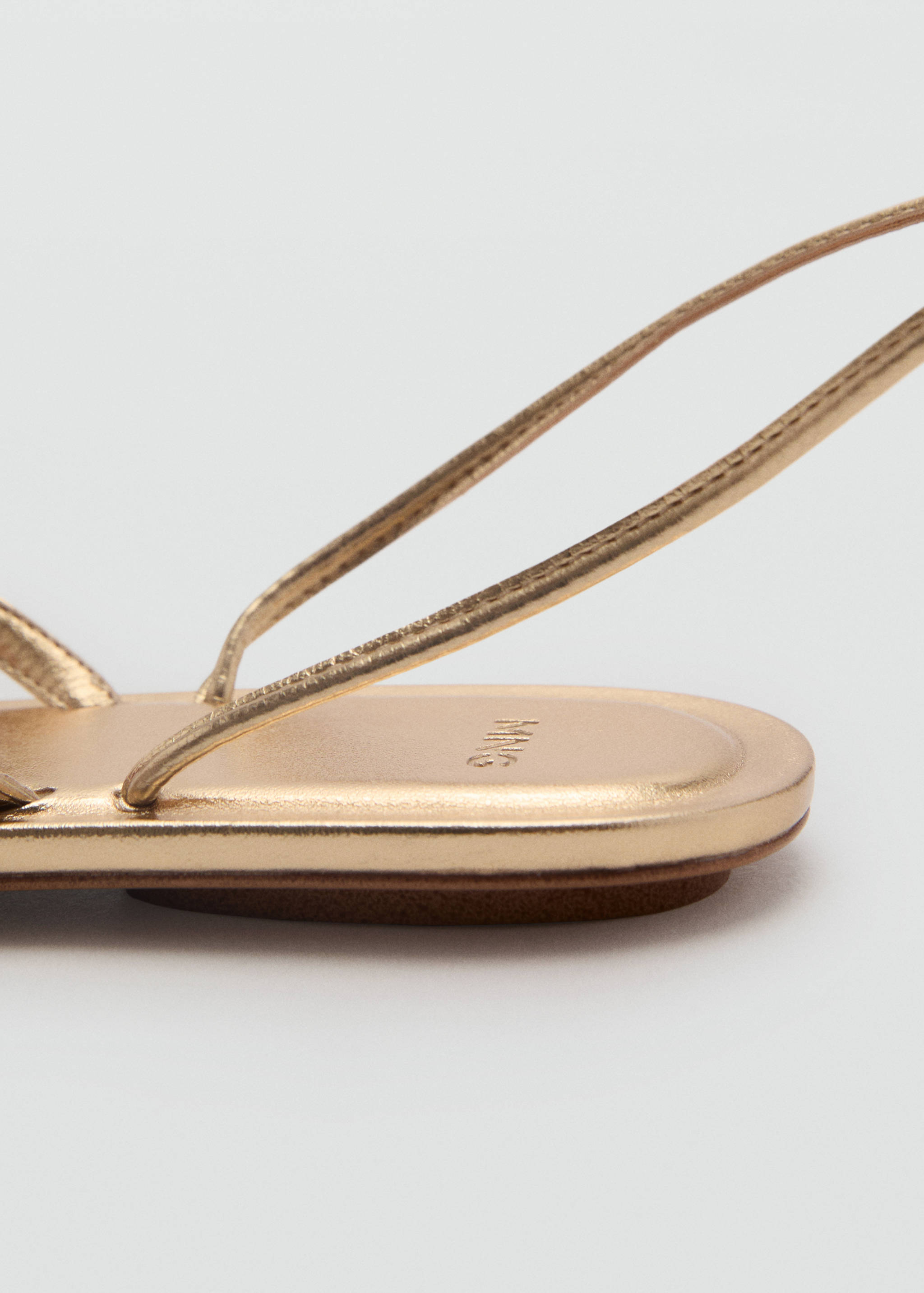 Strips sandals - Details of the article 1