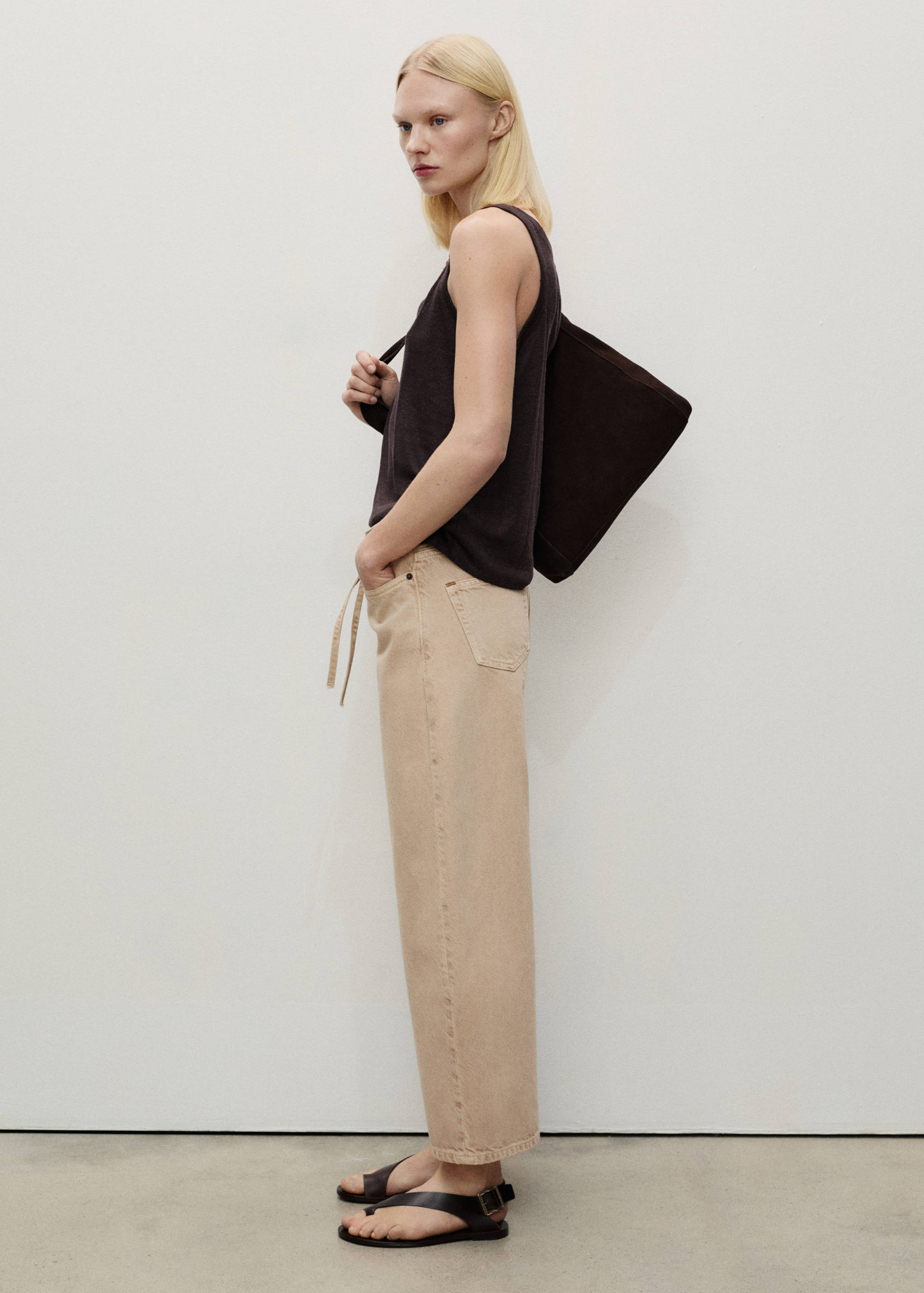 Balloon-Jeans mit Gürtel - Detail des Artikels 2