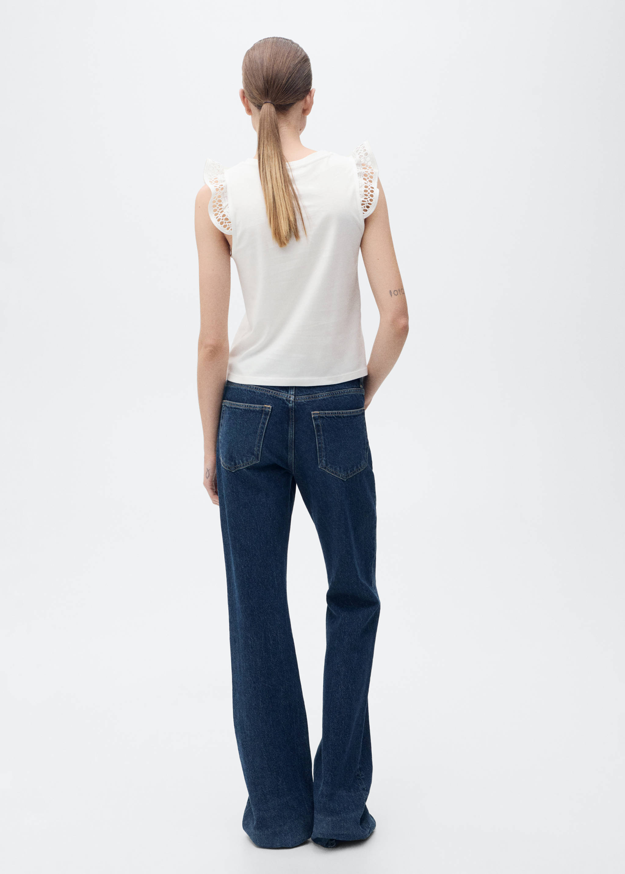 Top algodón escote calado - Reverso del artículo