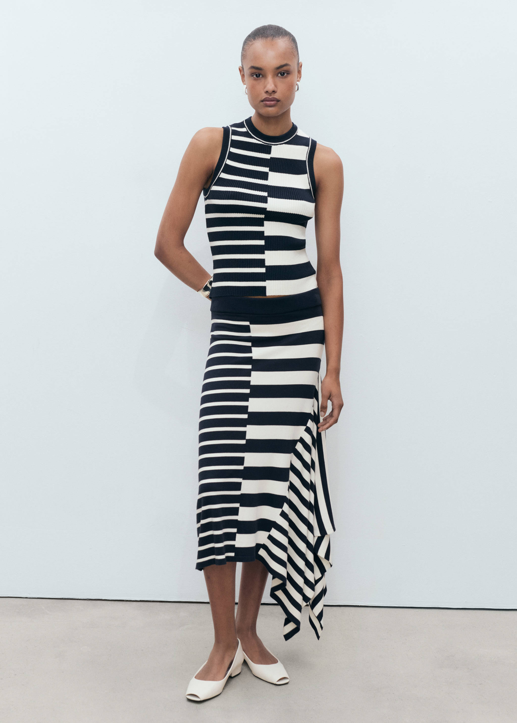 Striped knit top - General plane