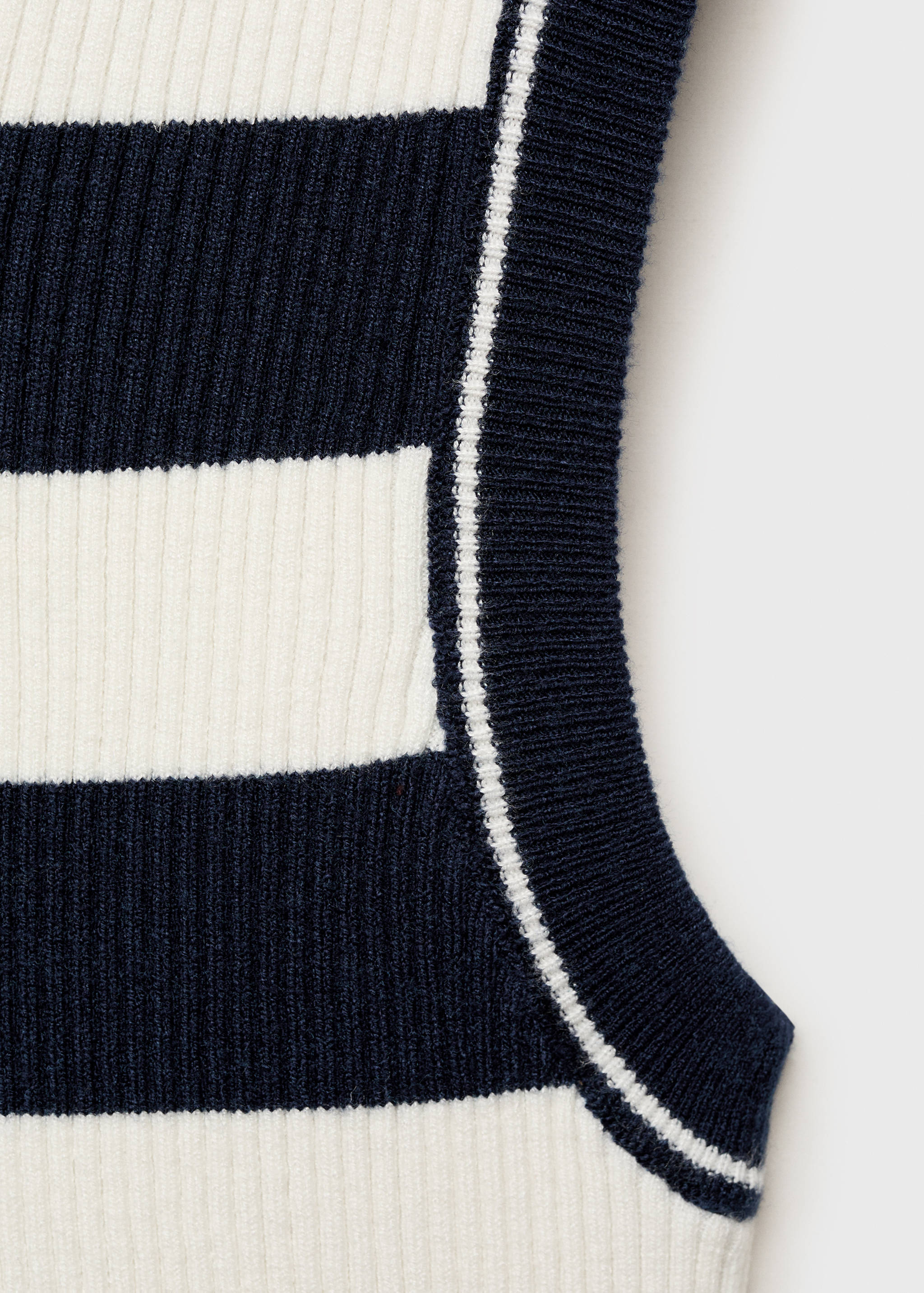 Striped knit top - Details of the article 8