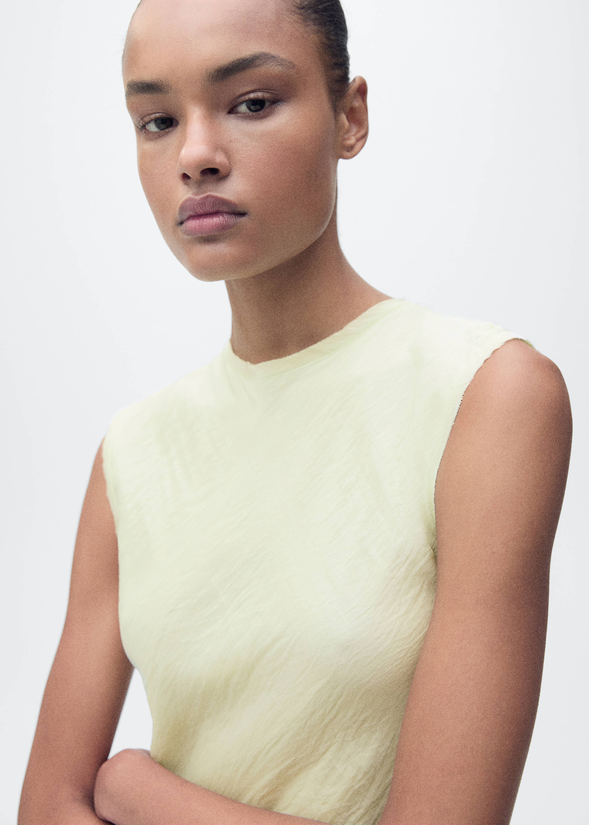 Φόρεμα μίντι με τσαλακωμένο εφέ - Λεπτομέρεια του προϊόντος 1