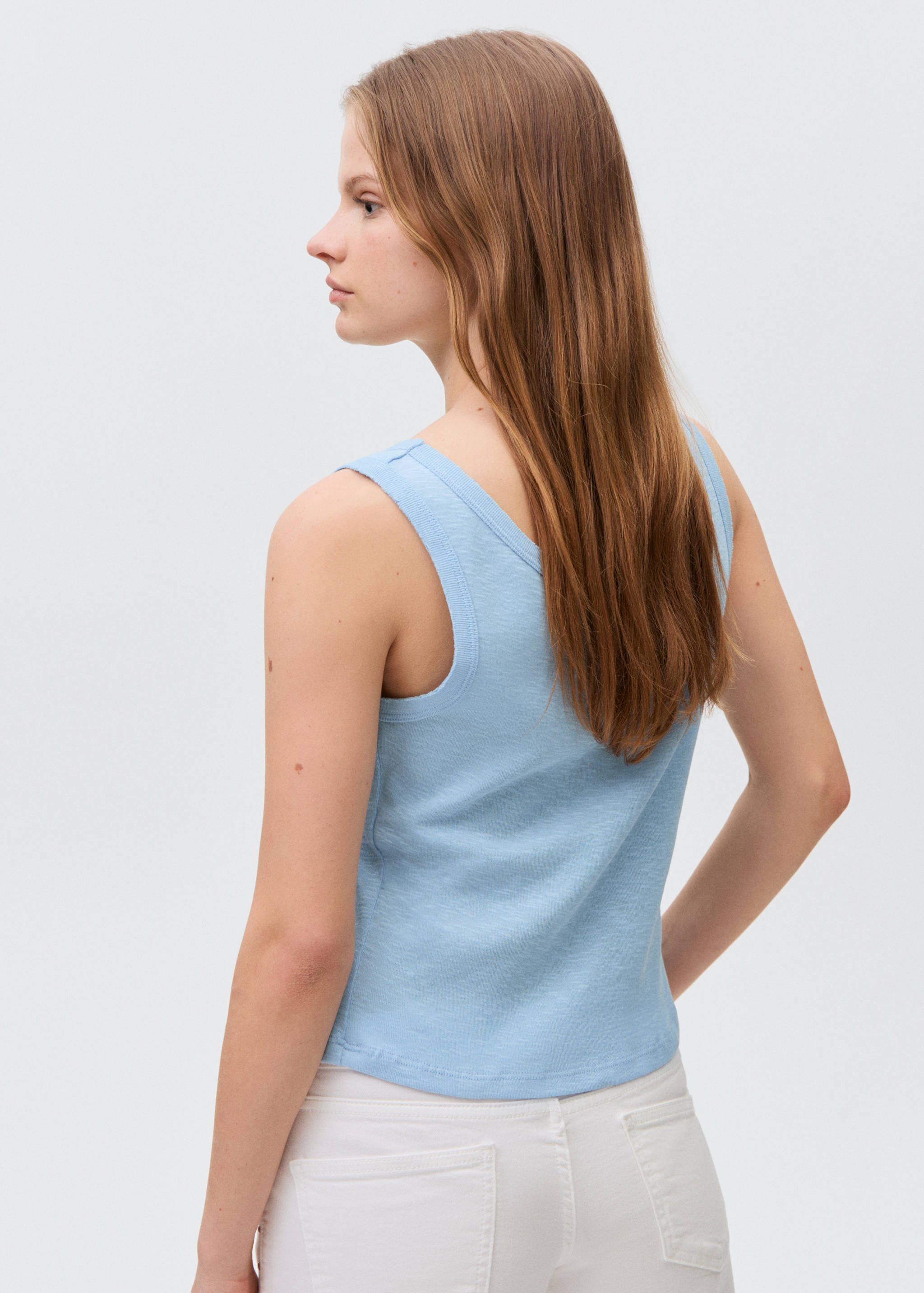 Cotton sleeveless t-shirt - Reverse of the article