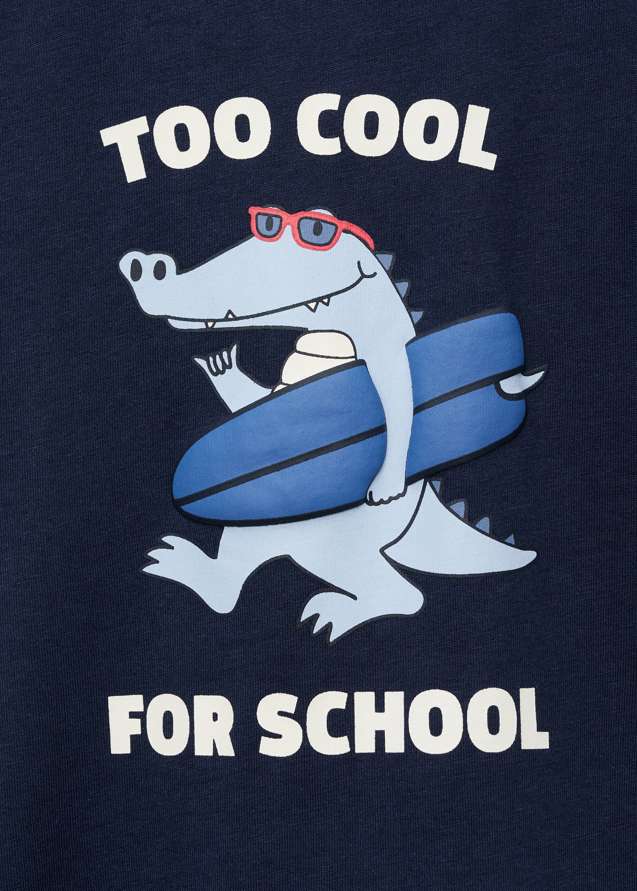 تي شيرت مطبوع بتفاصيل منقوشة - تفاصيل المنتج 8