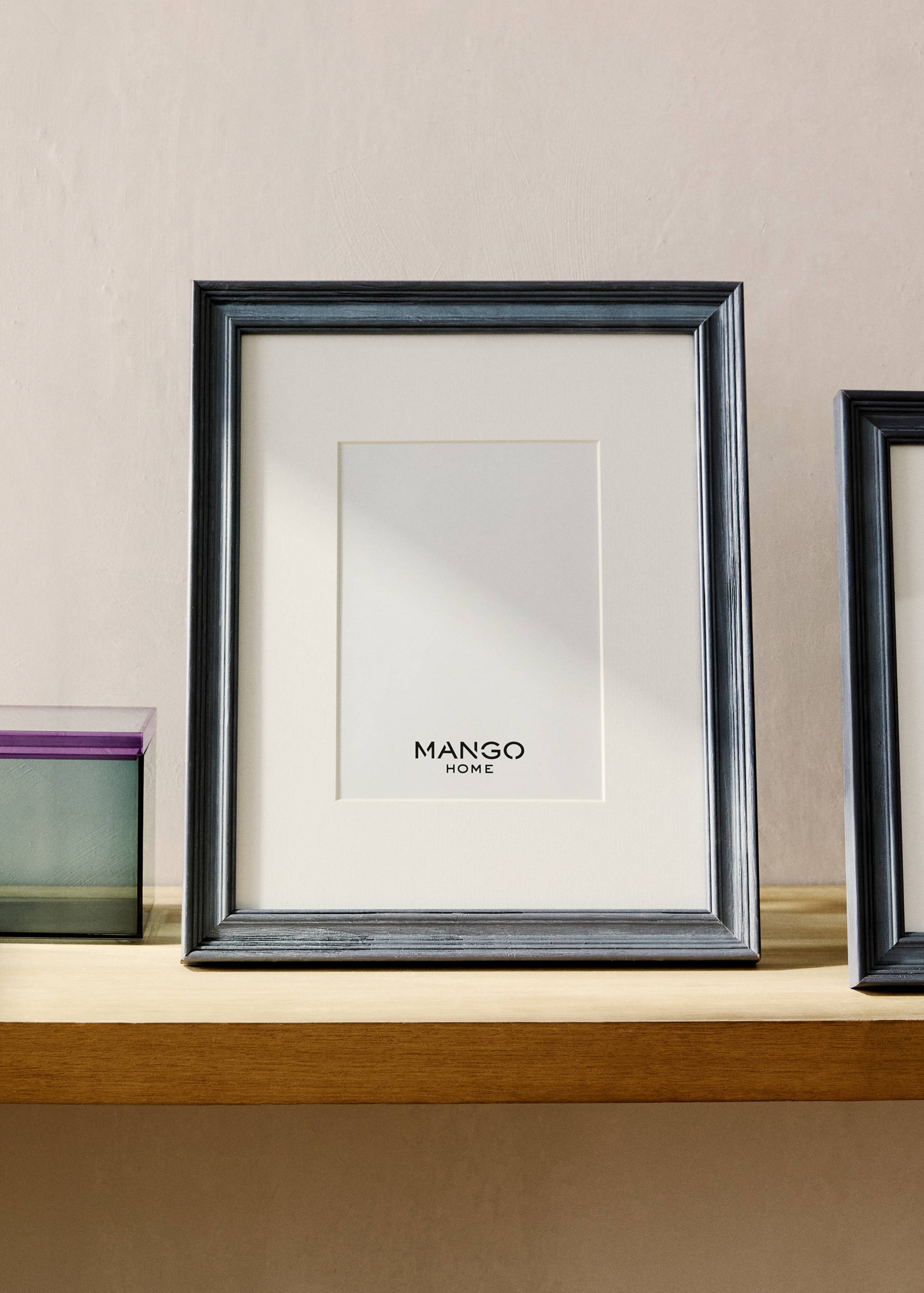 Large wooden passe-partout frame - General plane