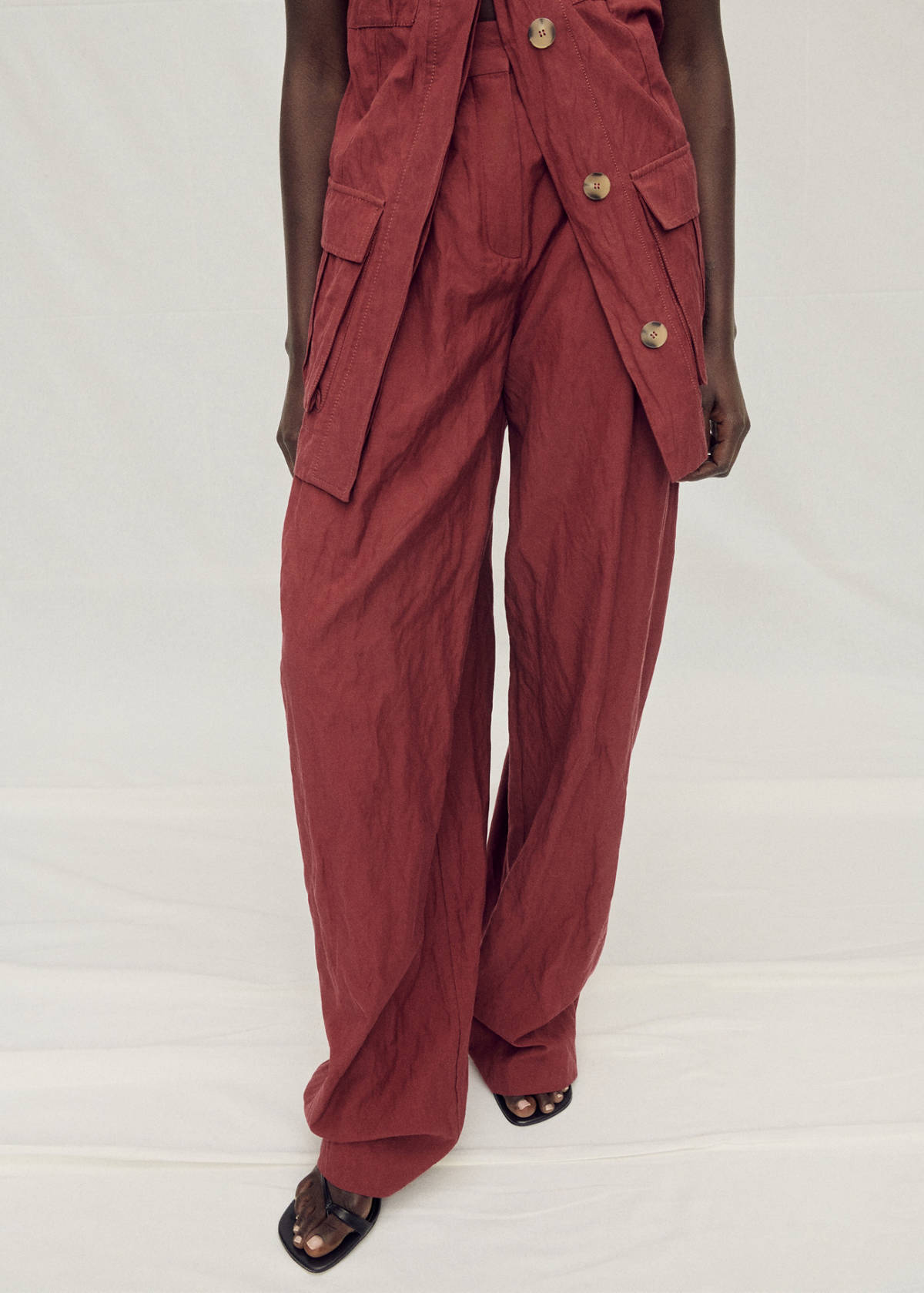Wide leg suit trousers with a creased effect — Wine