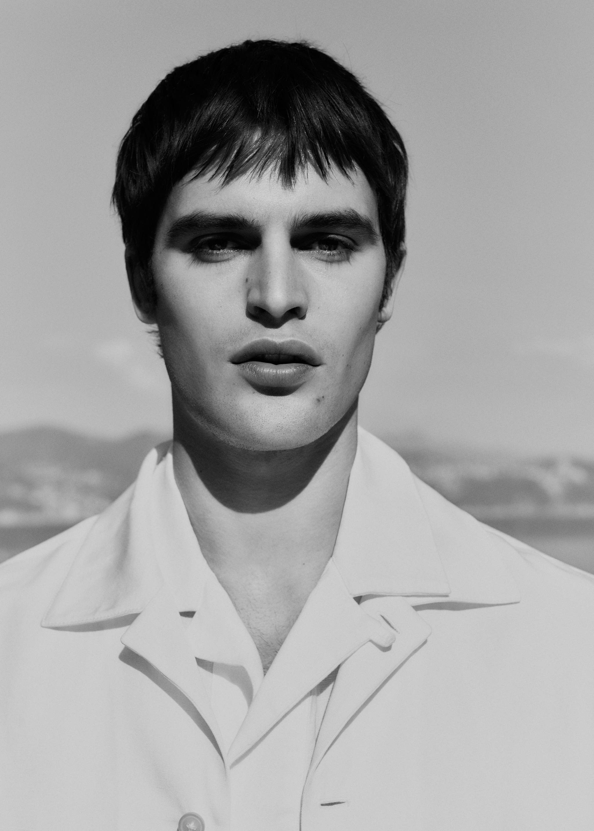 Calças com mistura de linho e pinças - Pormenor do artigo 5