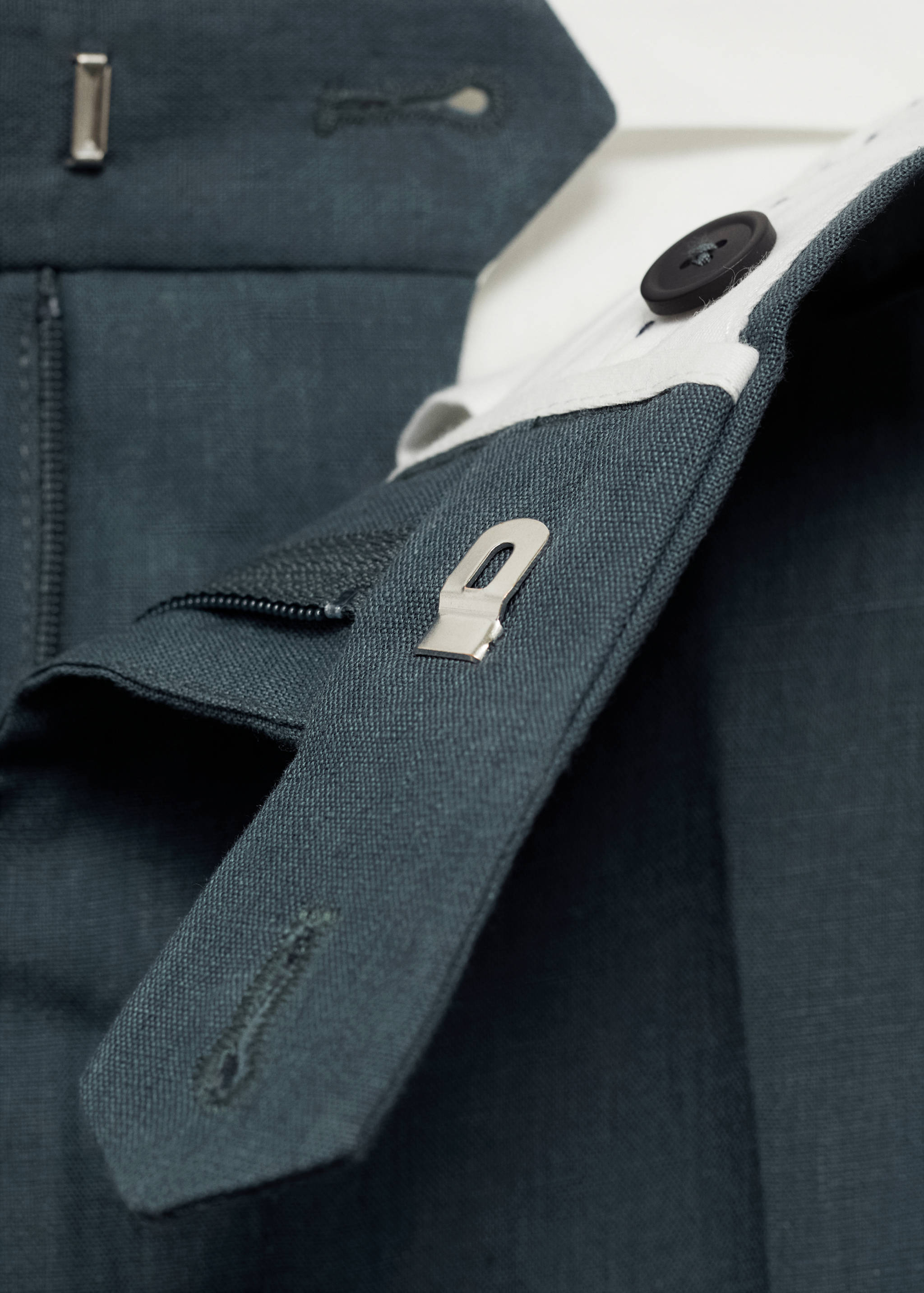 100% linen straight trousers - Details of the article 8