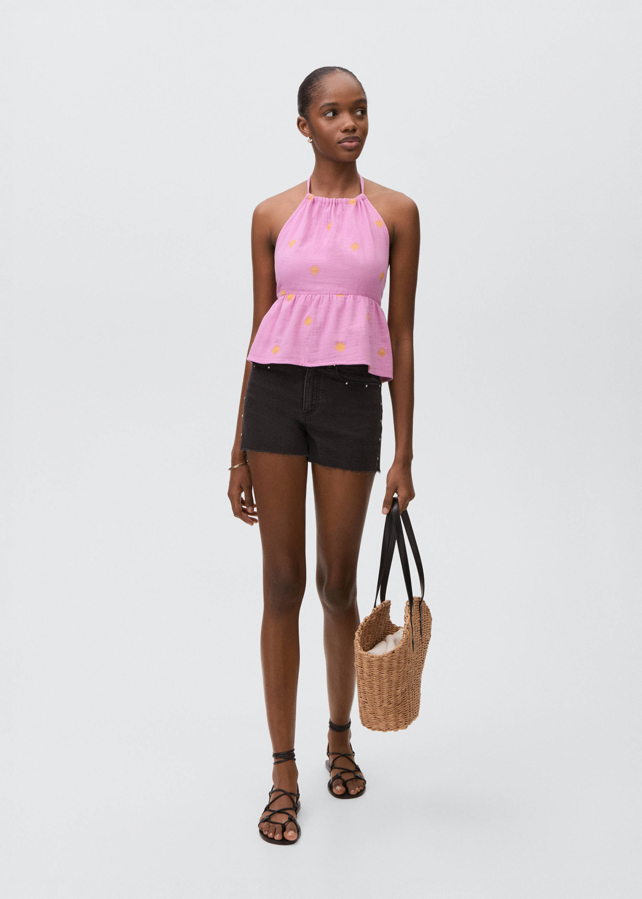 Top halter de costas abertas - Plano geral