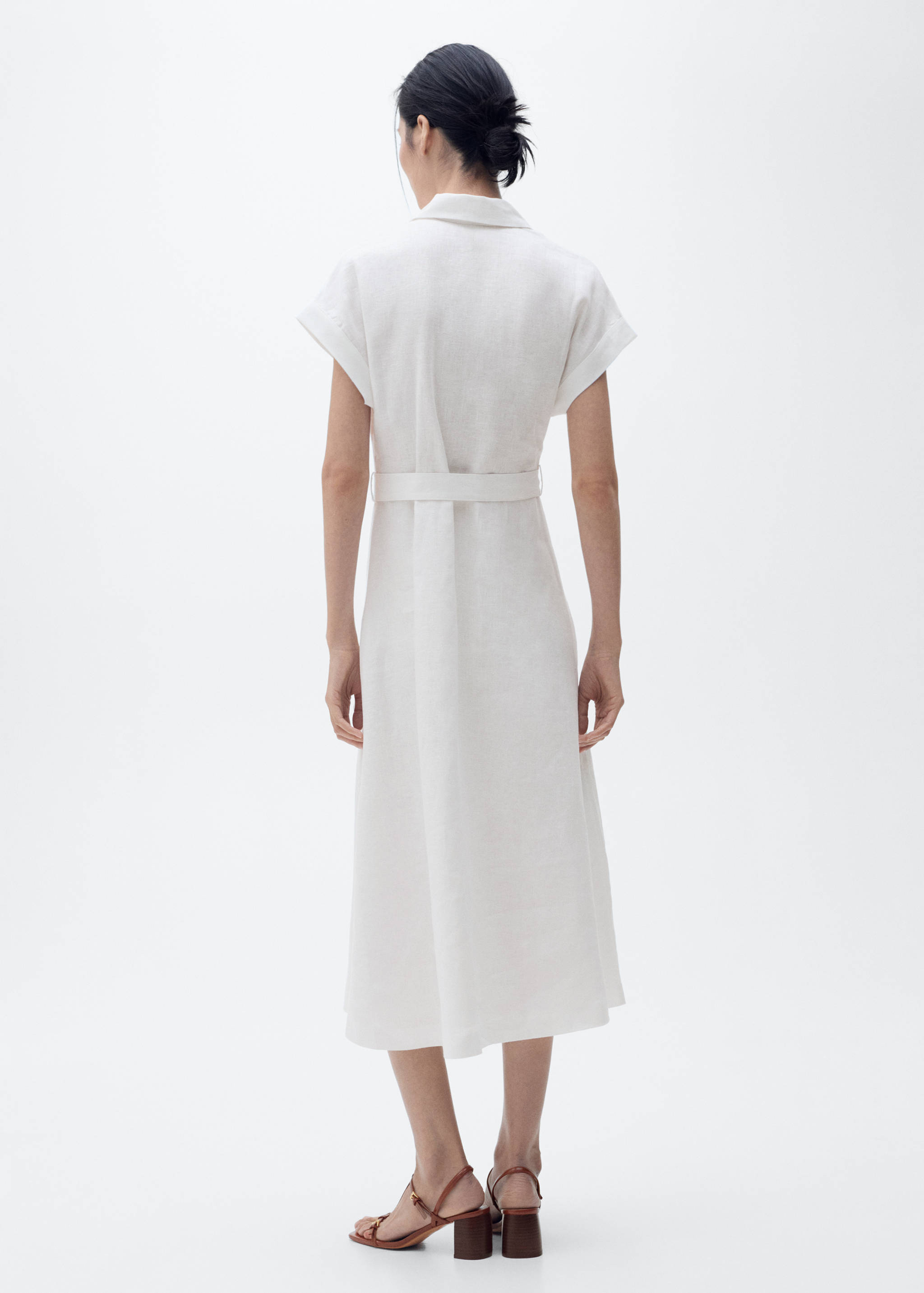 Robe lin ceinture - Verso de l’article