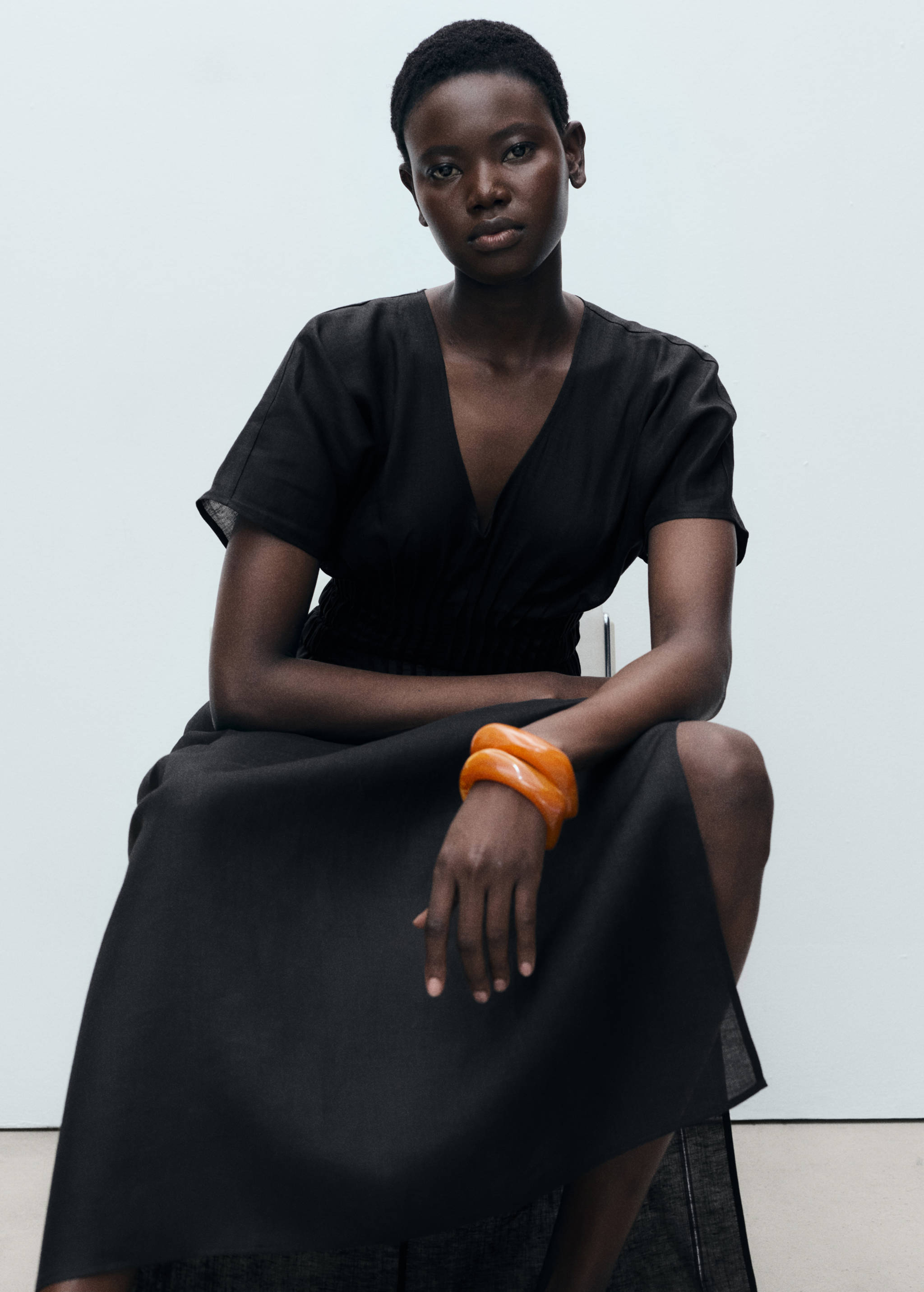 Vestido comprido de linho com painel rufado - Pormenor do artigo 2