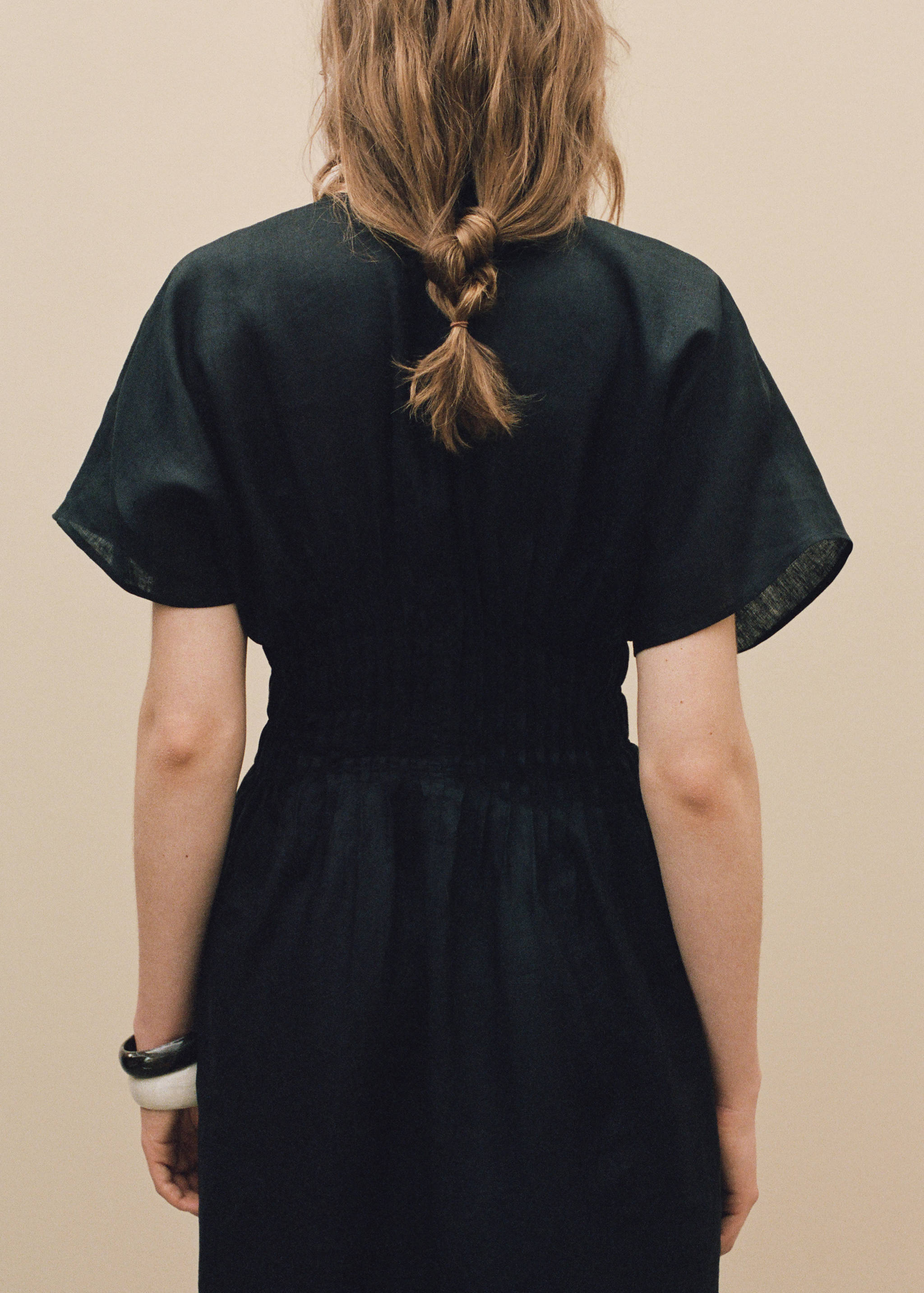 Vestido comprido de linho com painel rufado - Pormenor do artigo 9