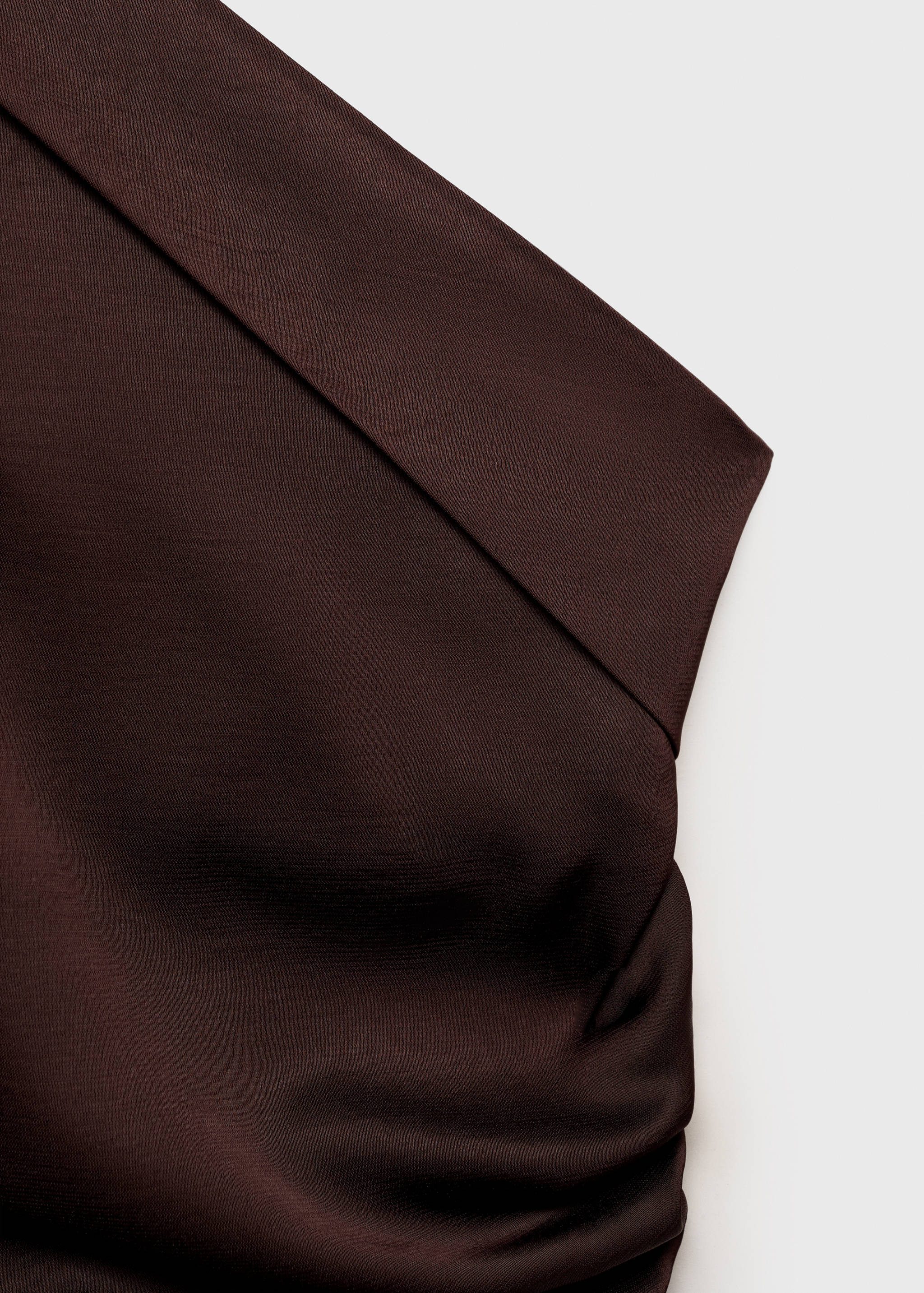 Asymmetrical satin dress with side slits - Details of the article 8