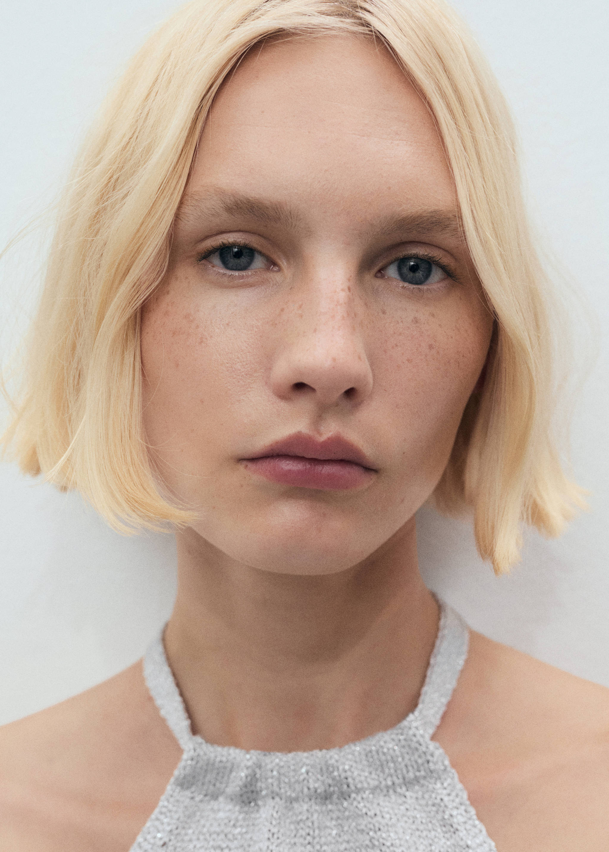 Halter-neck lurex knitted top - Details of the article 1