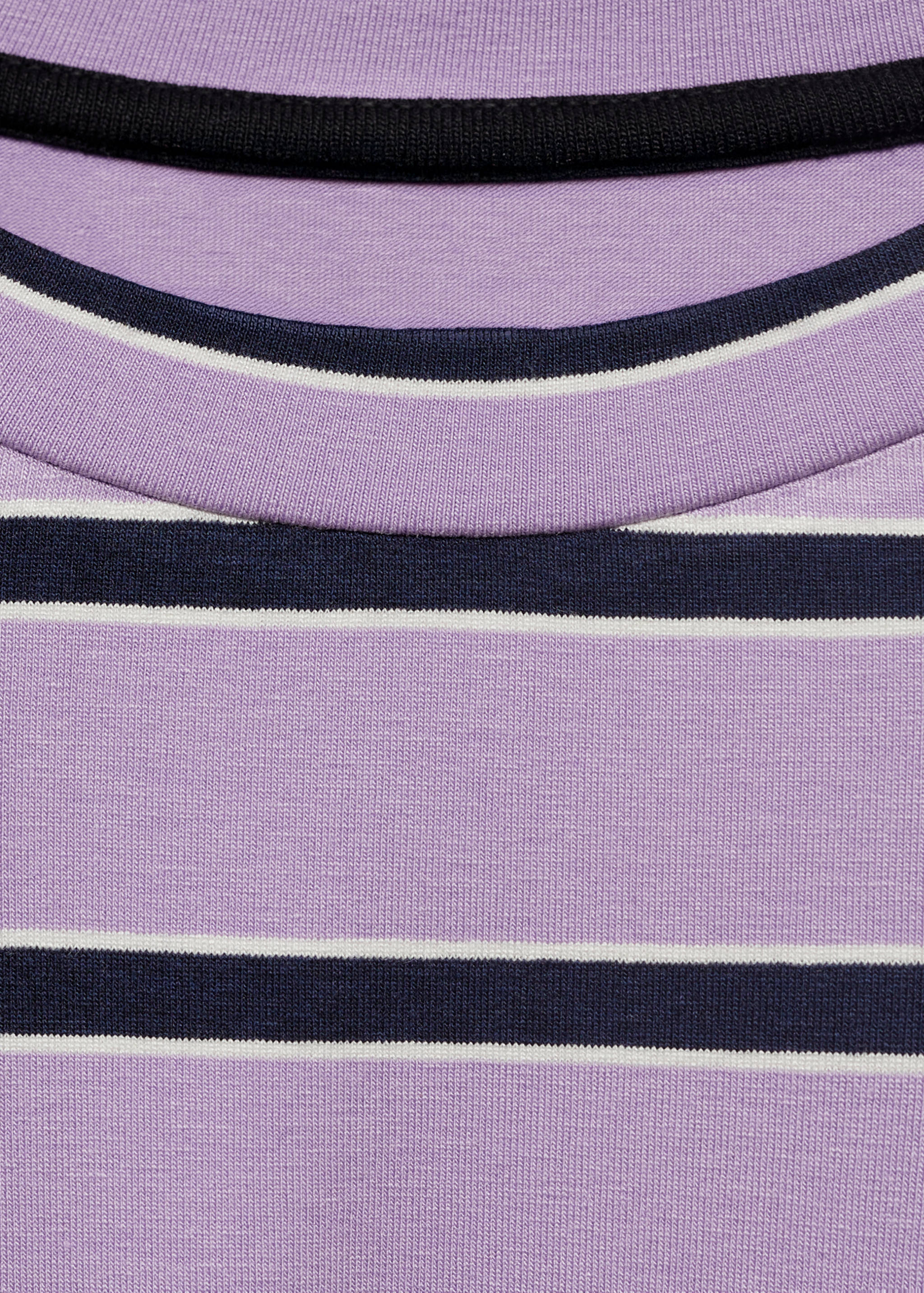 Striped oversized t-shirt - Details of the article 8
