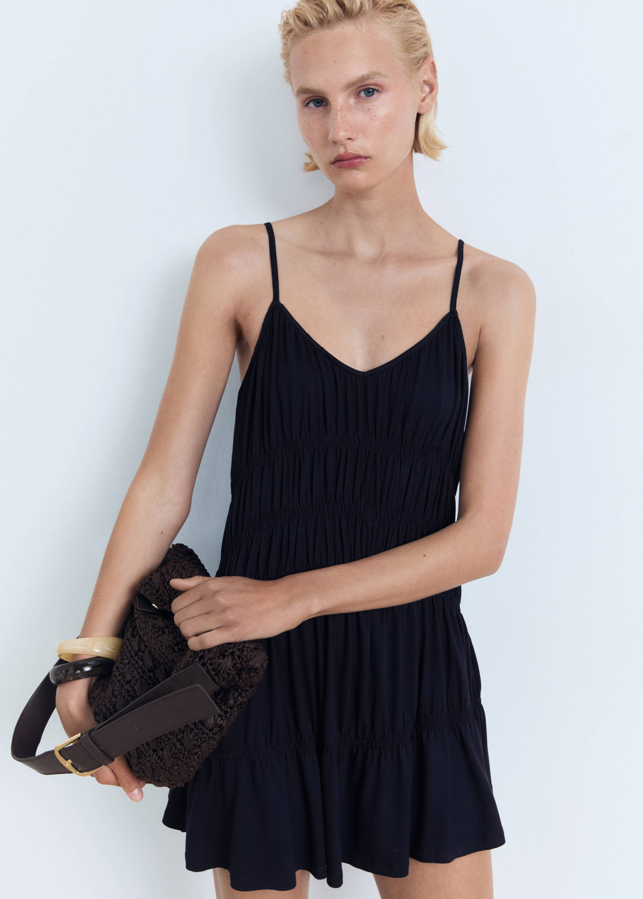 褶皱拼接短款连衣裙 - null