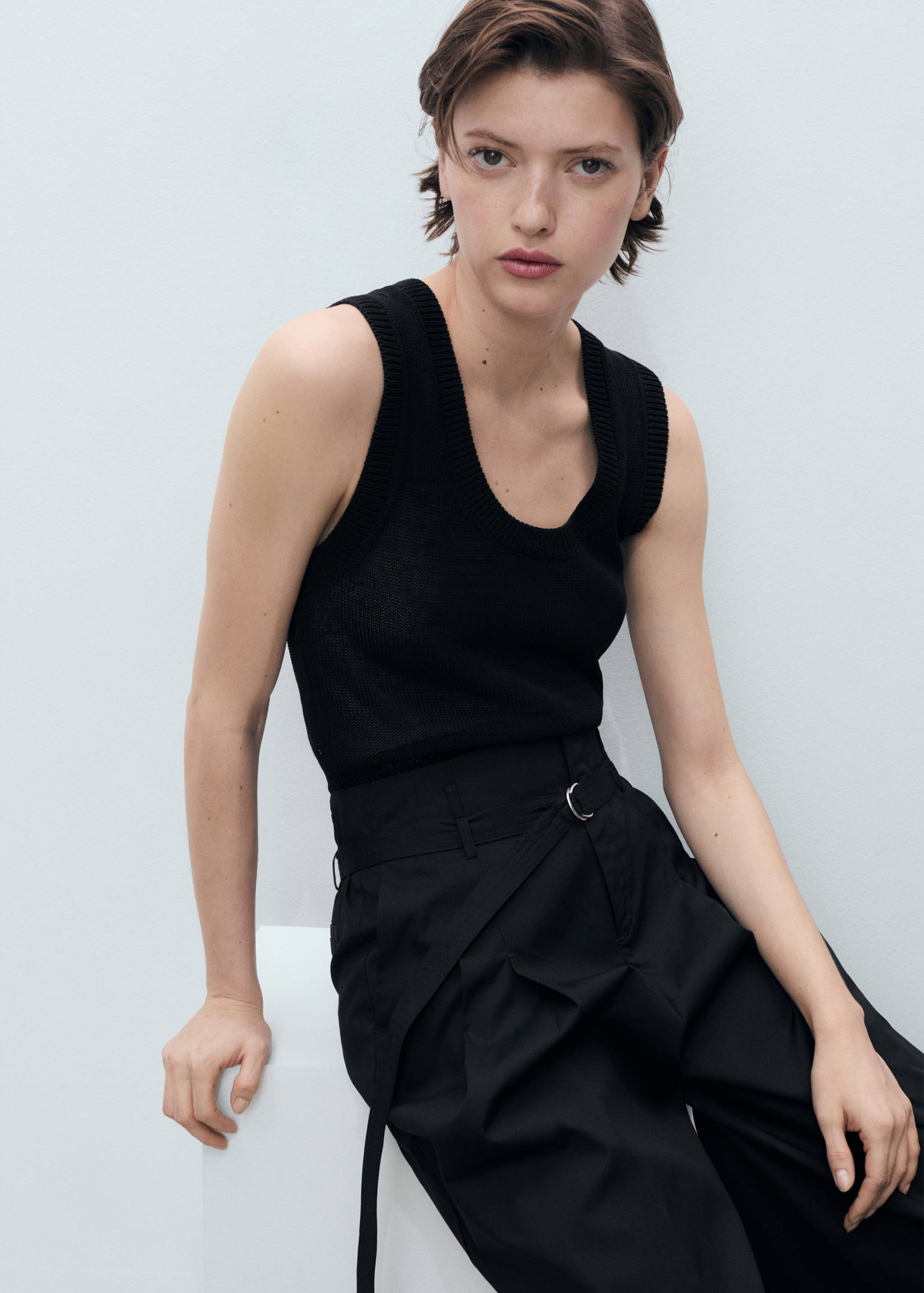 Wide leg trousers with belt - Details of the article 2