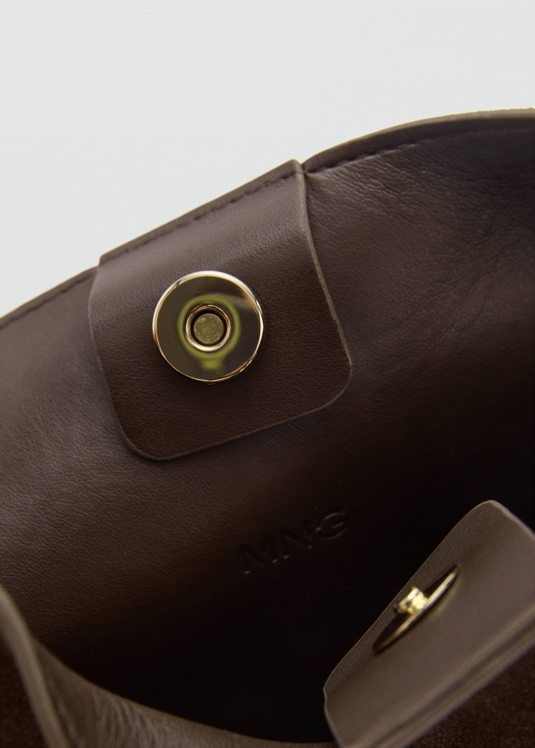 Carteira shopper míni de pele croûte - Pormenor do artigo 3