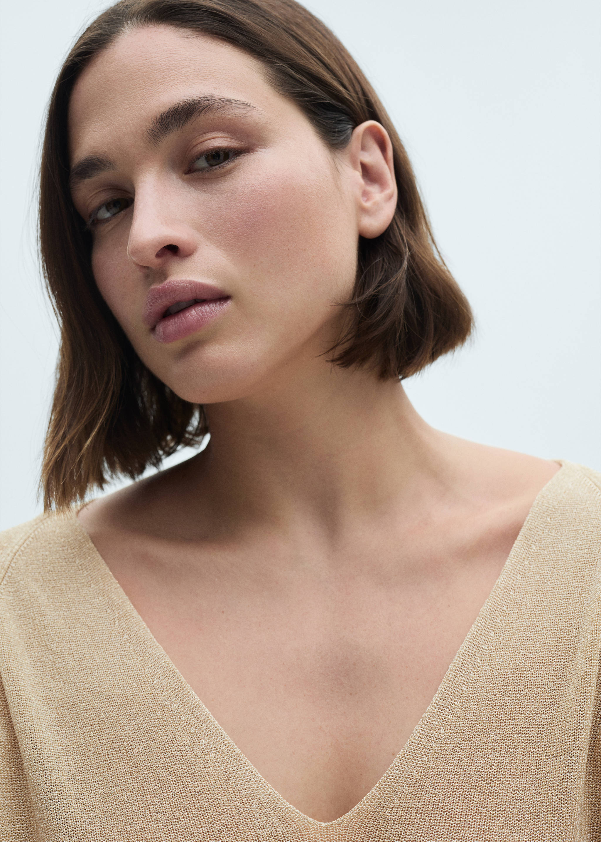 V-neck lurex sweater - Details of the article 4