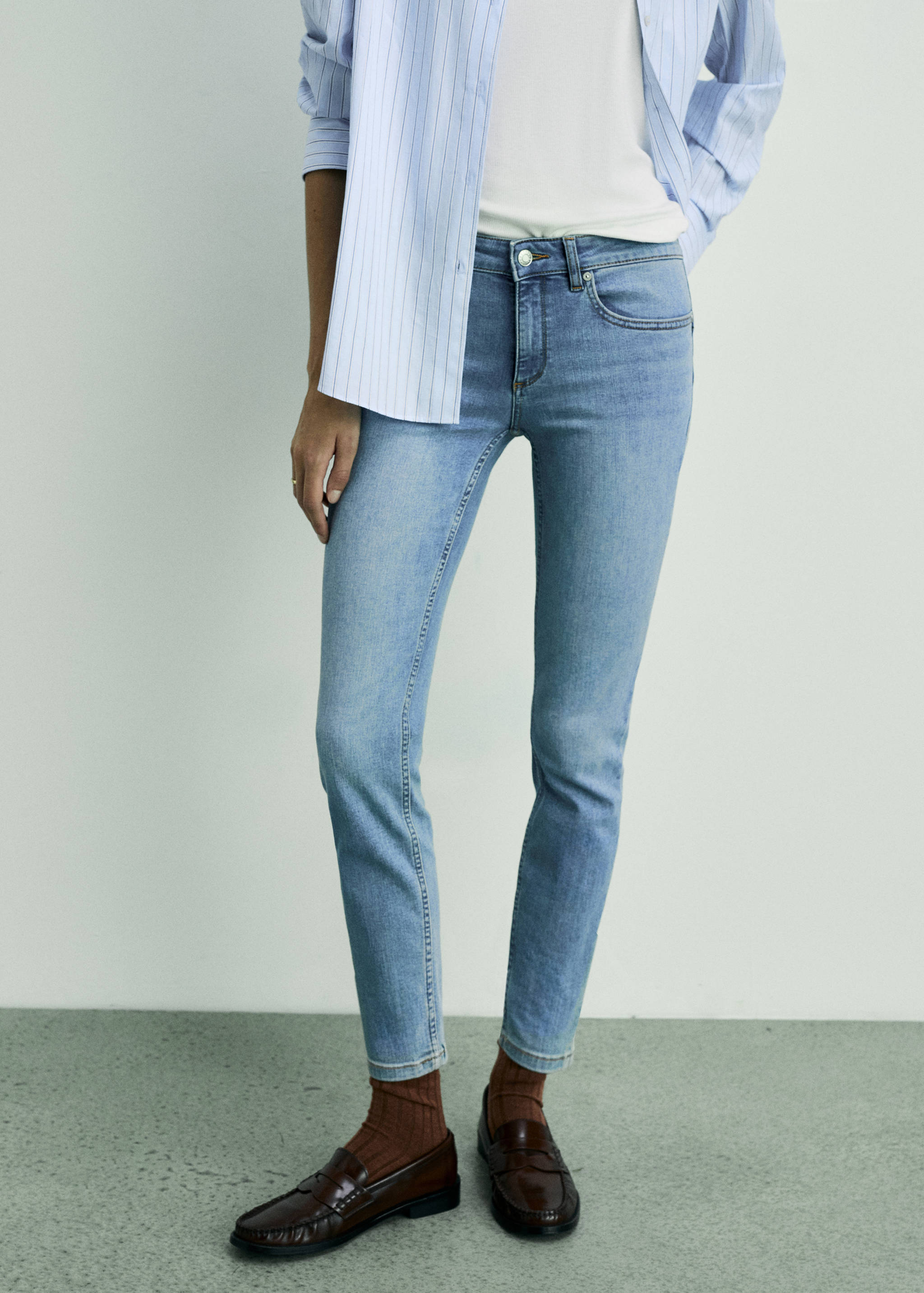 Jean Pushup skinny taille basse - Plan moyen