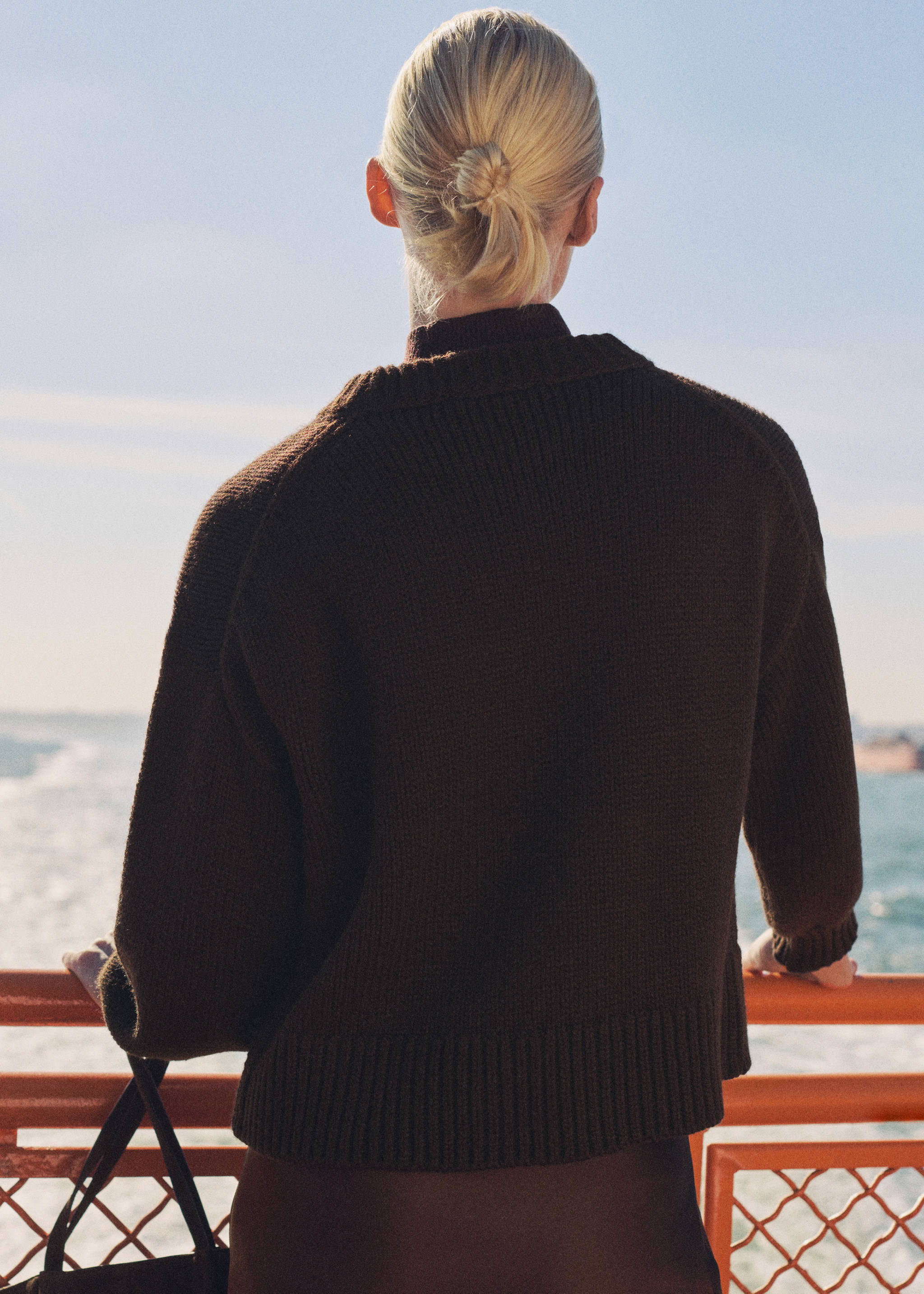 Jersey punto grueso terminaciones canalé - Reverso del artículo