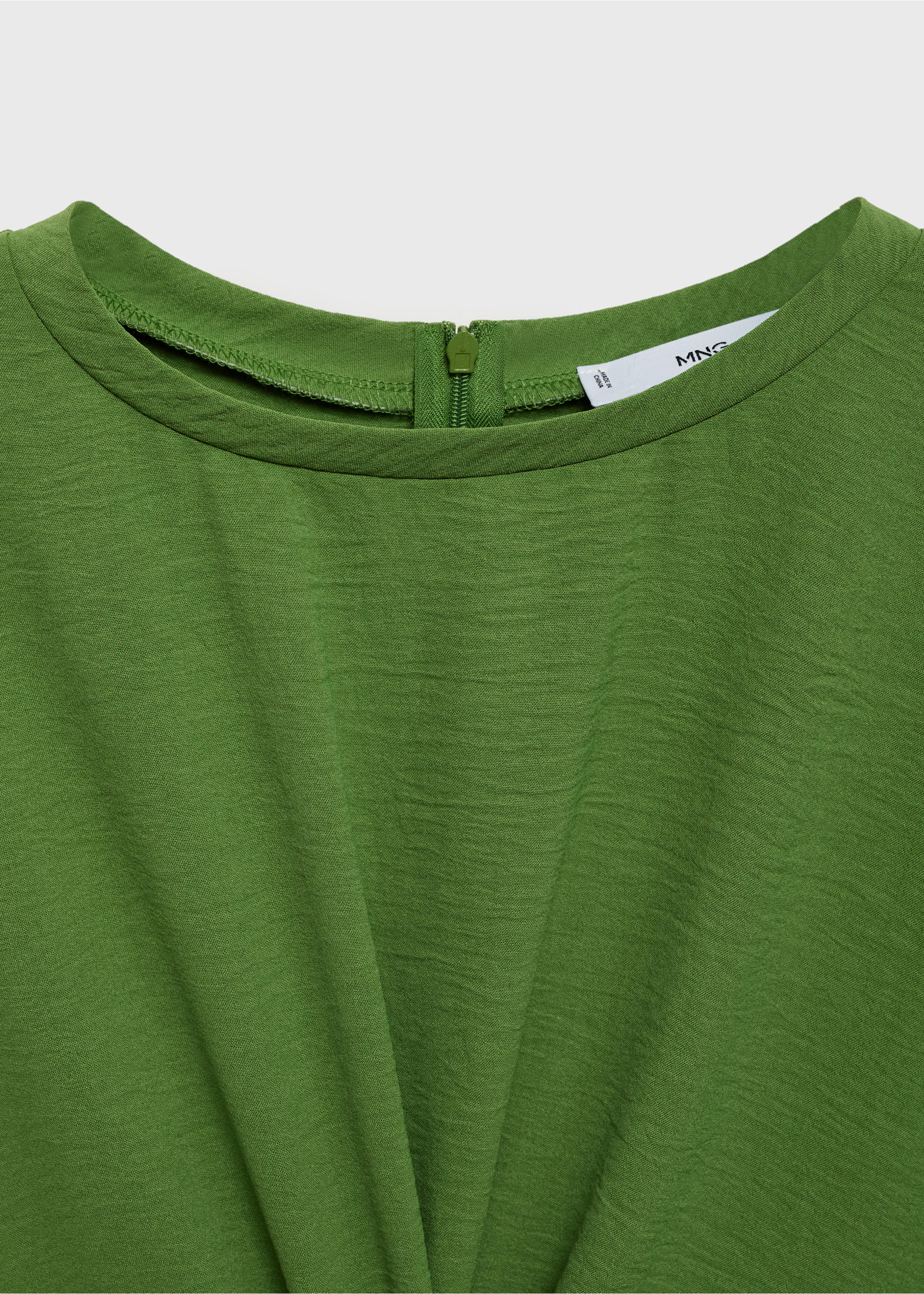 Midi-dress with knot detail - Details of the article 0, Emerald Green. Ref: 87020591-00.