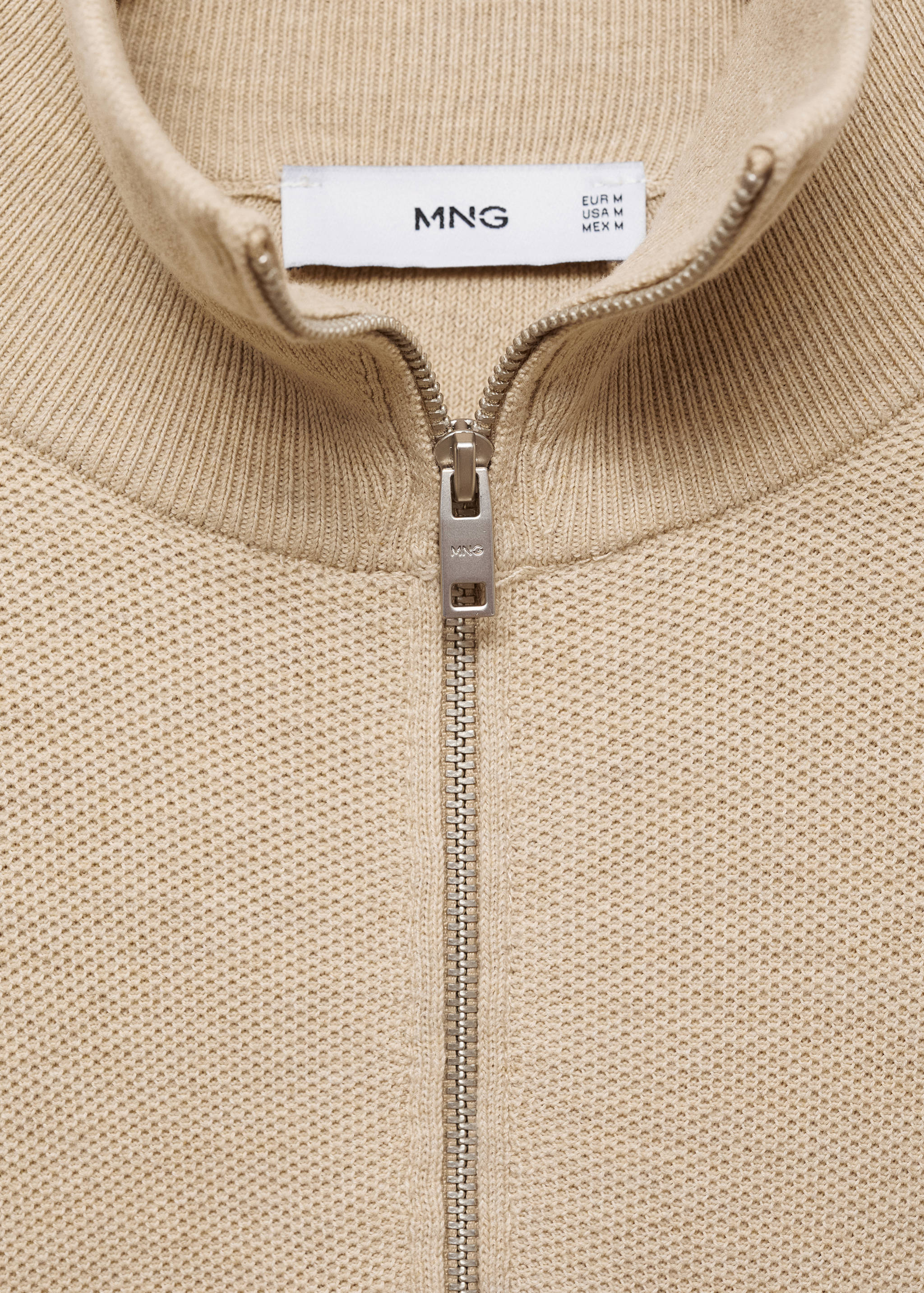Microstructure sweater with zipper collar - Details of the article 8