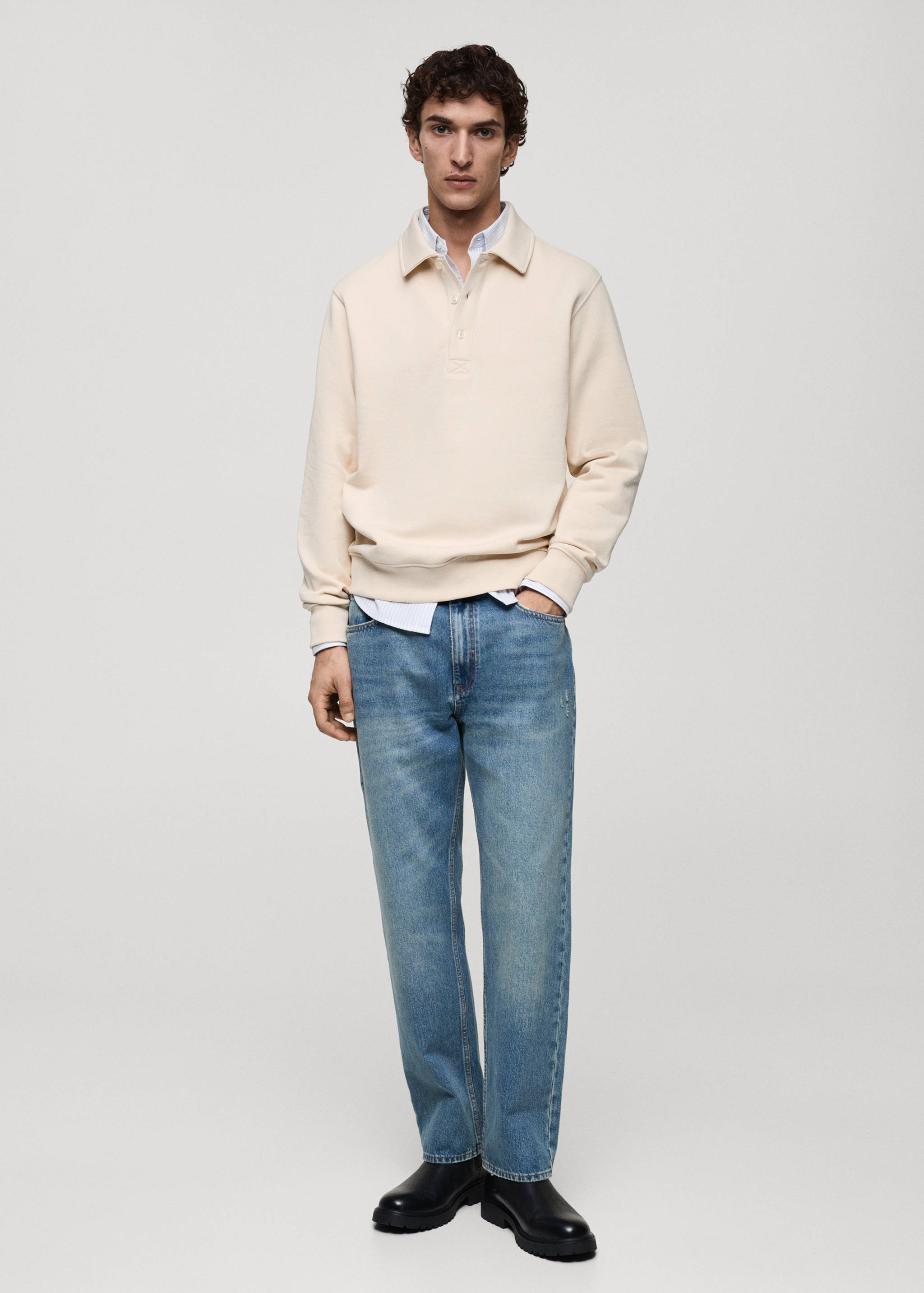 سترة رياضية بياقة بولو من الصوف الممشوط بقصة متوسطة - رؤية عامة