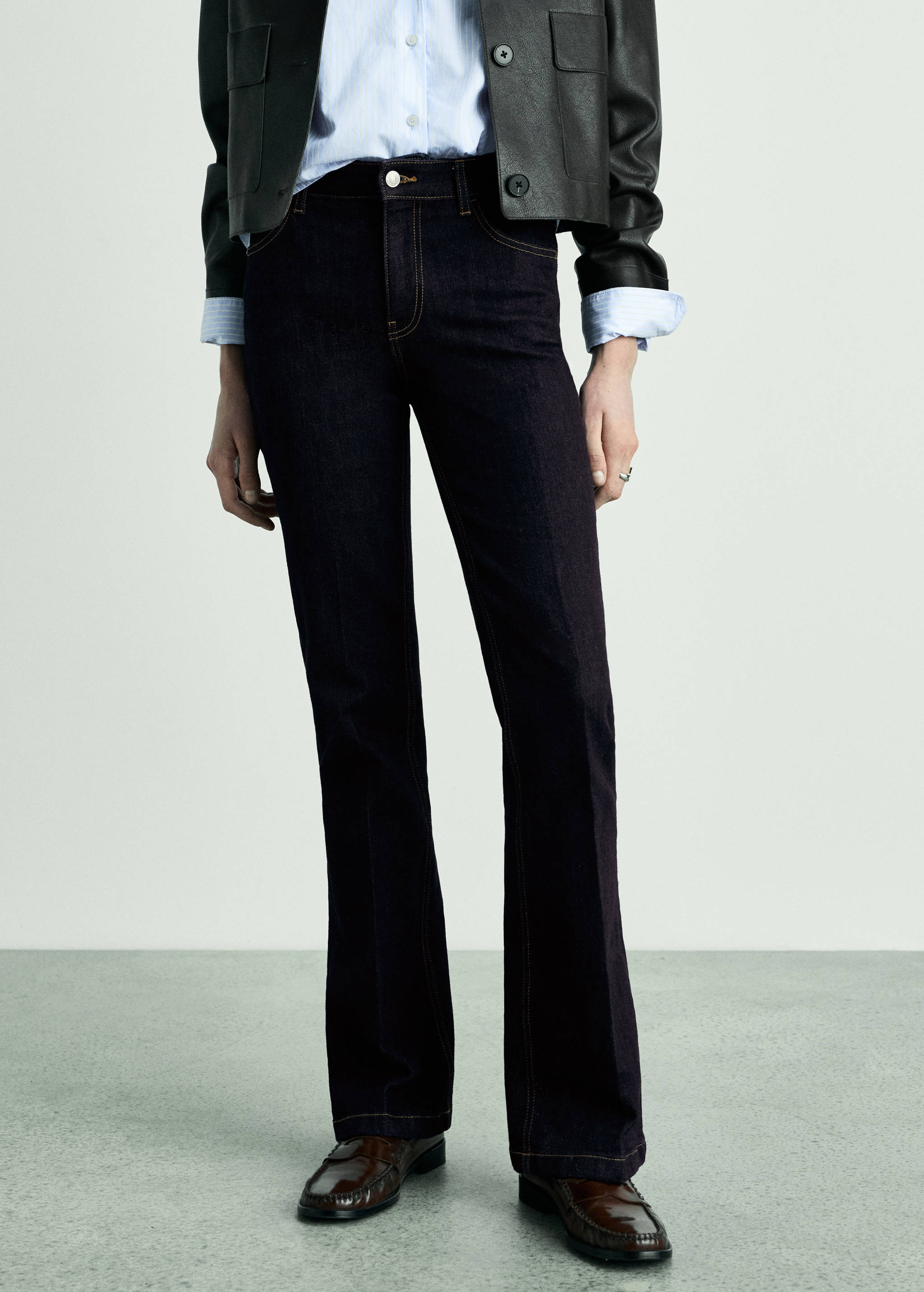 Jeans flare rinse wash - Plano medio