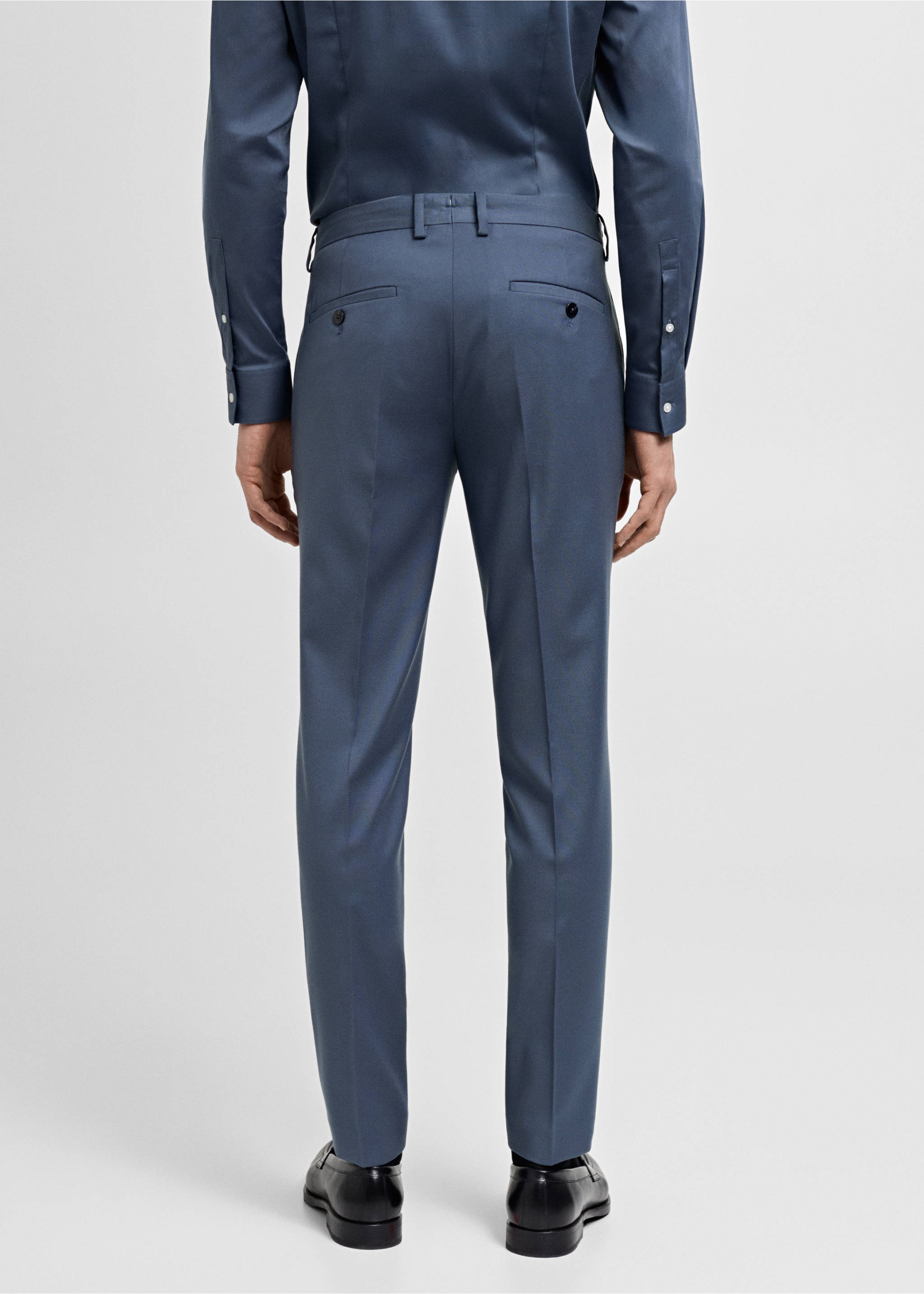 Süper slim fit streç kumaştan kumaş pantolon - Ürünün arkası, Gök Mavisi. Ref: 87020632-00.